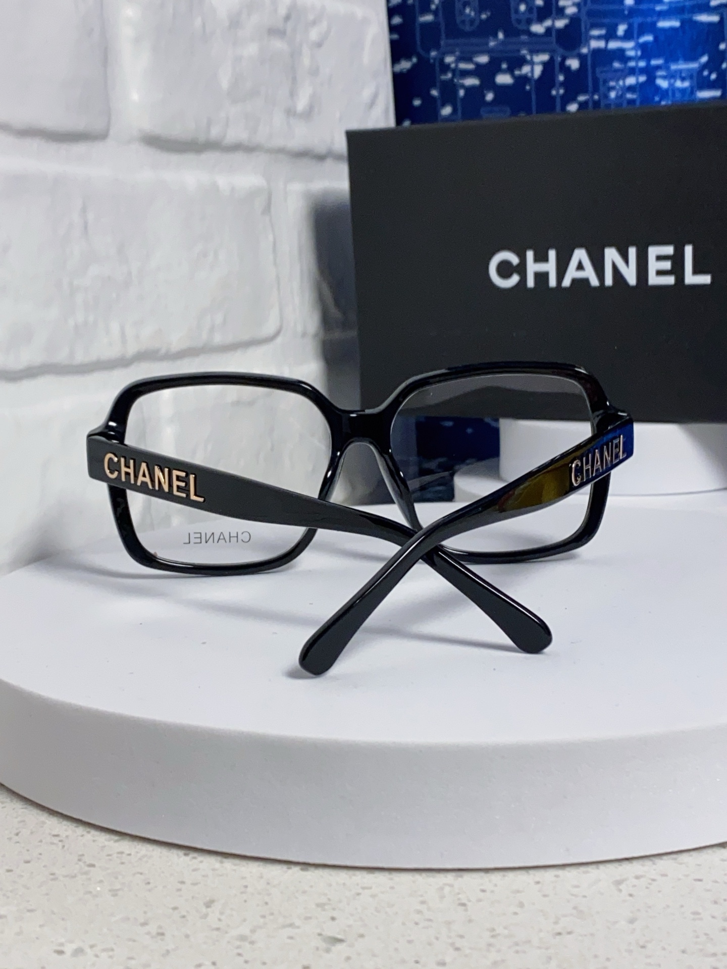 chanel香奈儿 👓 ch5408 赵露思宝宝款 
💗网红博主们都爱ta～ 素颜必备