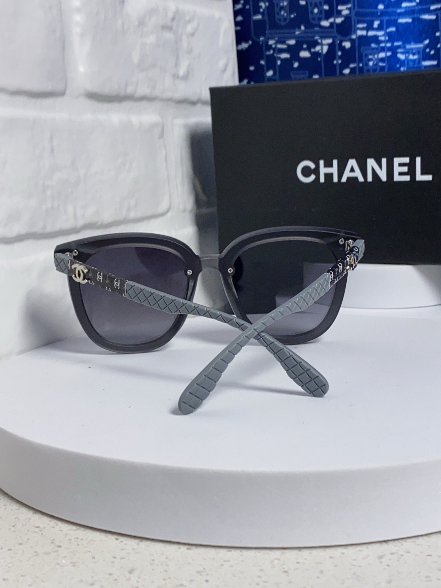  Chanel香奈儿 2025新款高级感偏光太阳镜女士小脸时尚遮阳网红墨镜女韩版开车运动潮 