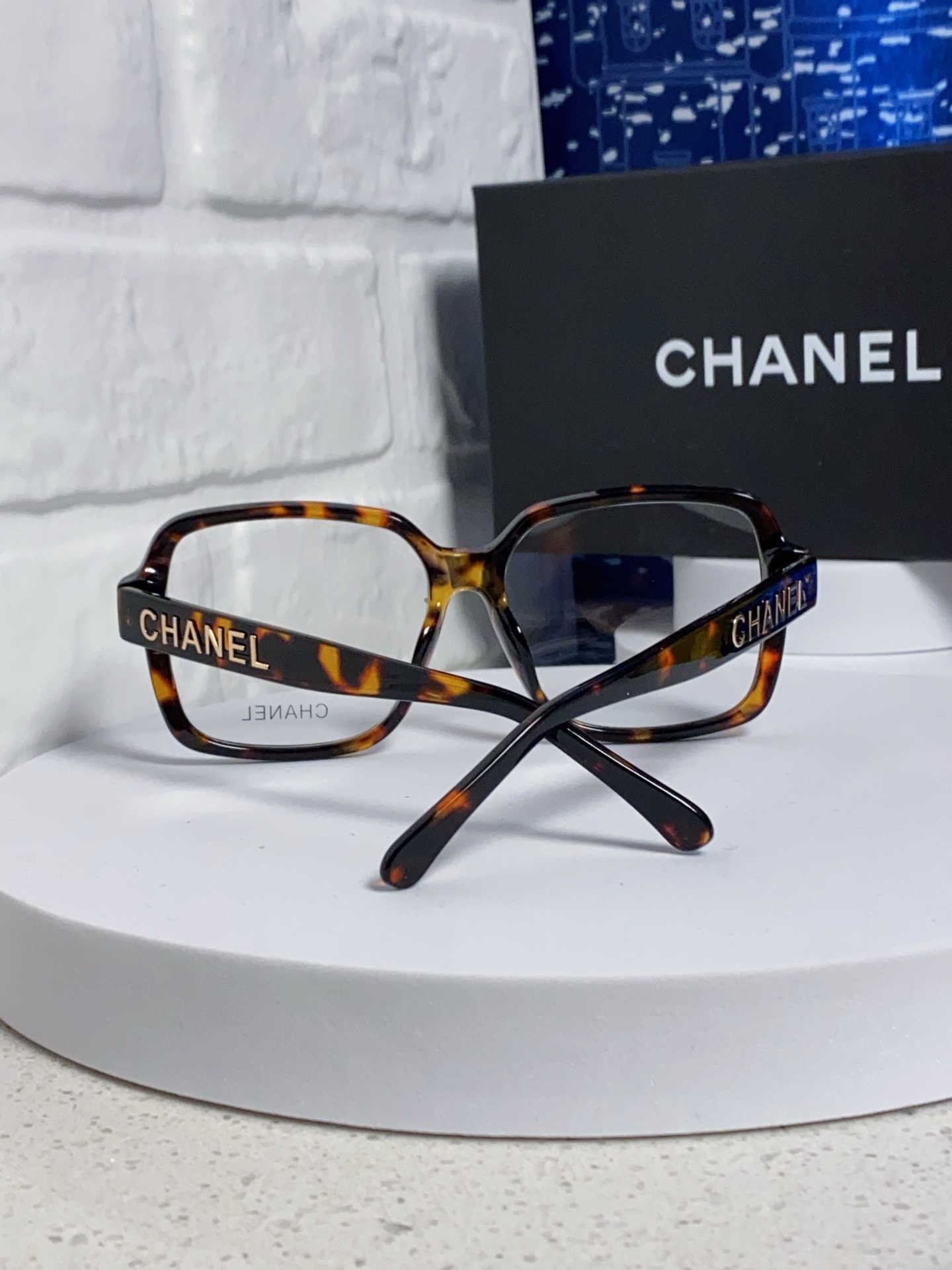 chanel香奈儿 👓 ch5408 赵露思宝宝款 
💗网红博主们都爱ta～ 素颜必备