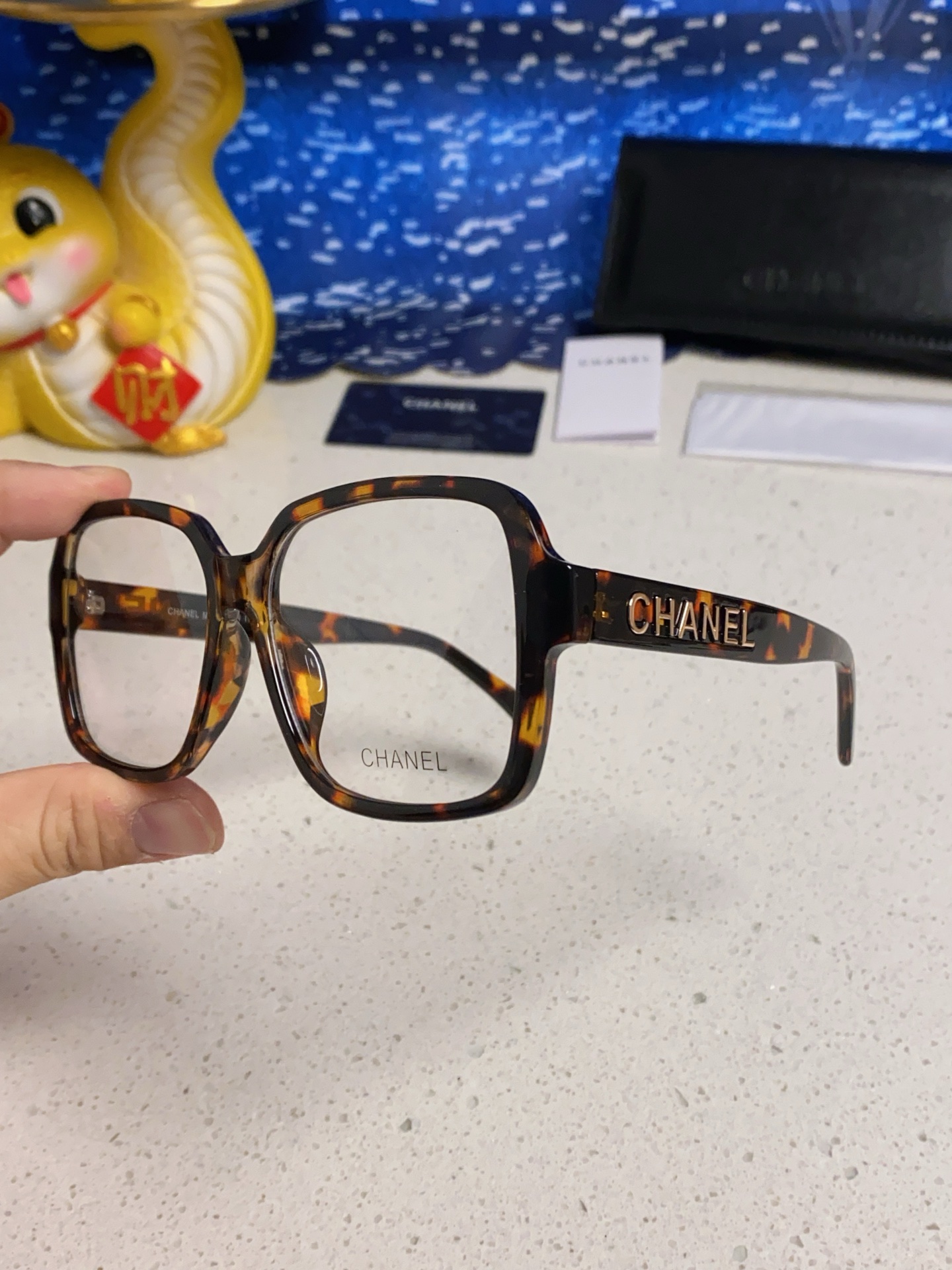  chanel香奈儿 👓 ch5408 赵露思宝宝款 
💗网红博主们都爱ta～ 素颜必备