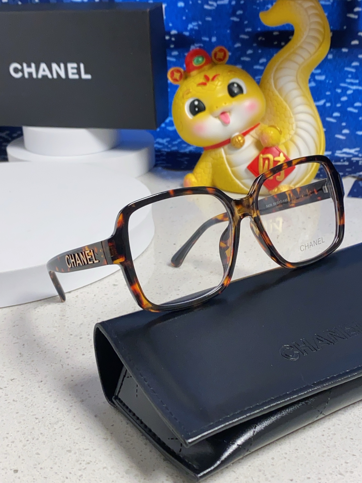  chanel香奈儿 👓 ch5408 赵露思宝宝款 
💗网红博主们都爱ta～ 素颜必备