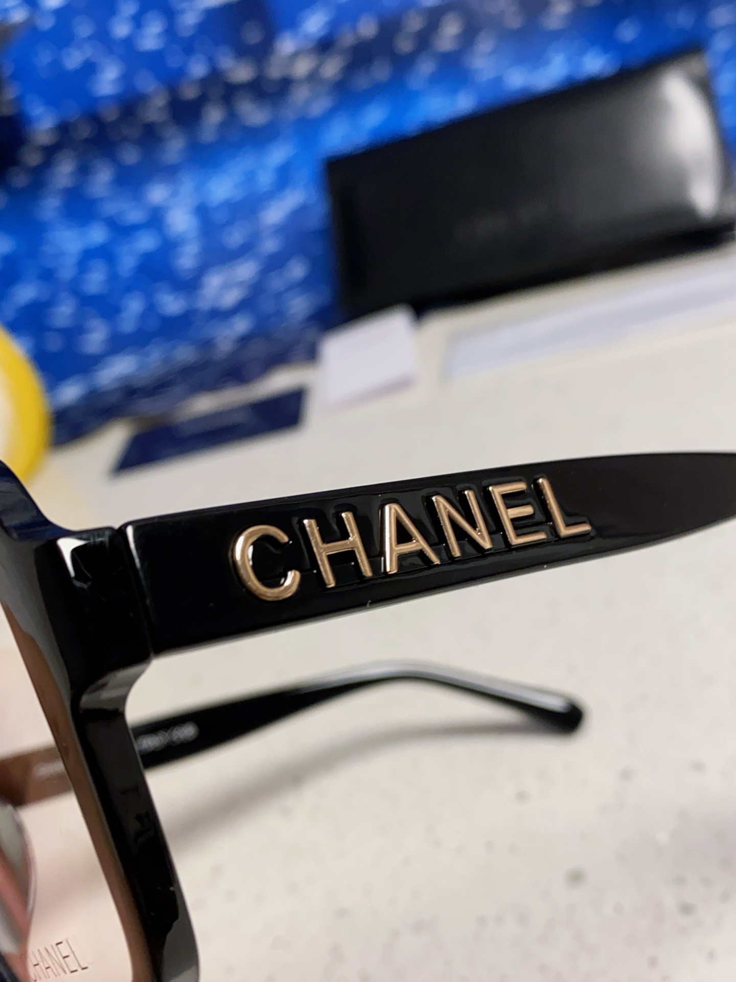  chanel香奈儿 👓 ch5408 赵露思宝宝款 
💗网红博主们都爱ta～ 素颜必备