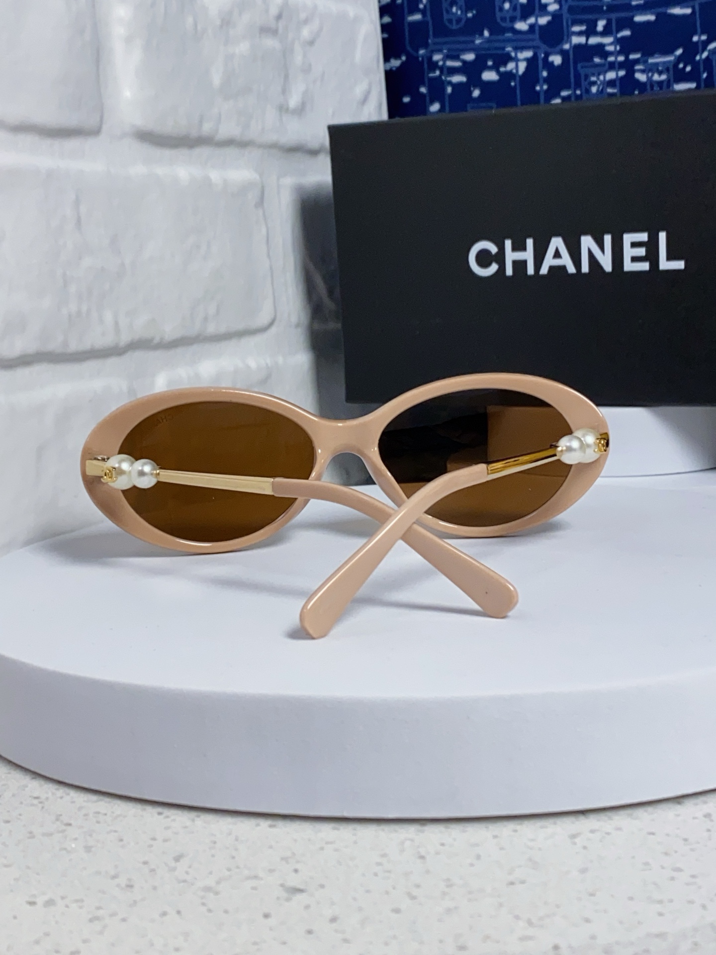  Chanel香奈儿 2025新款双珍珠墨镜女款复古高级感黑色椭圆形防紫外线太阳镜