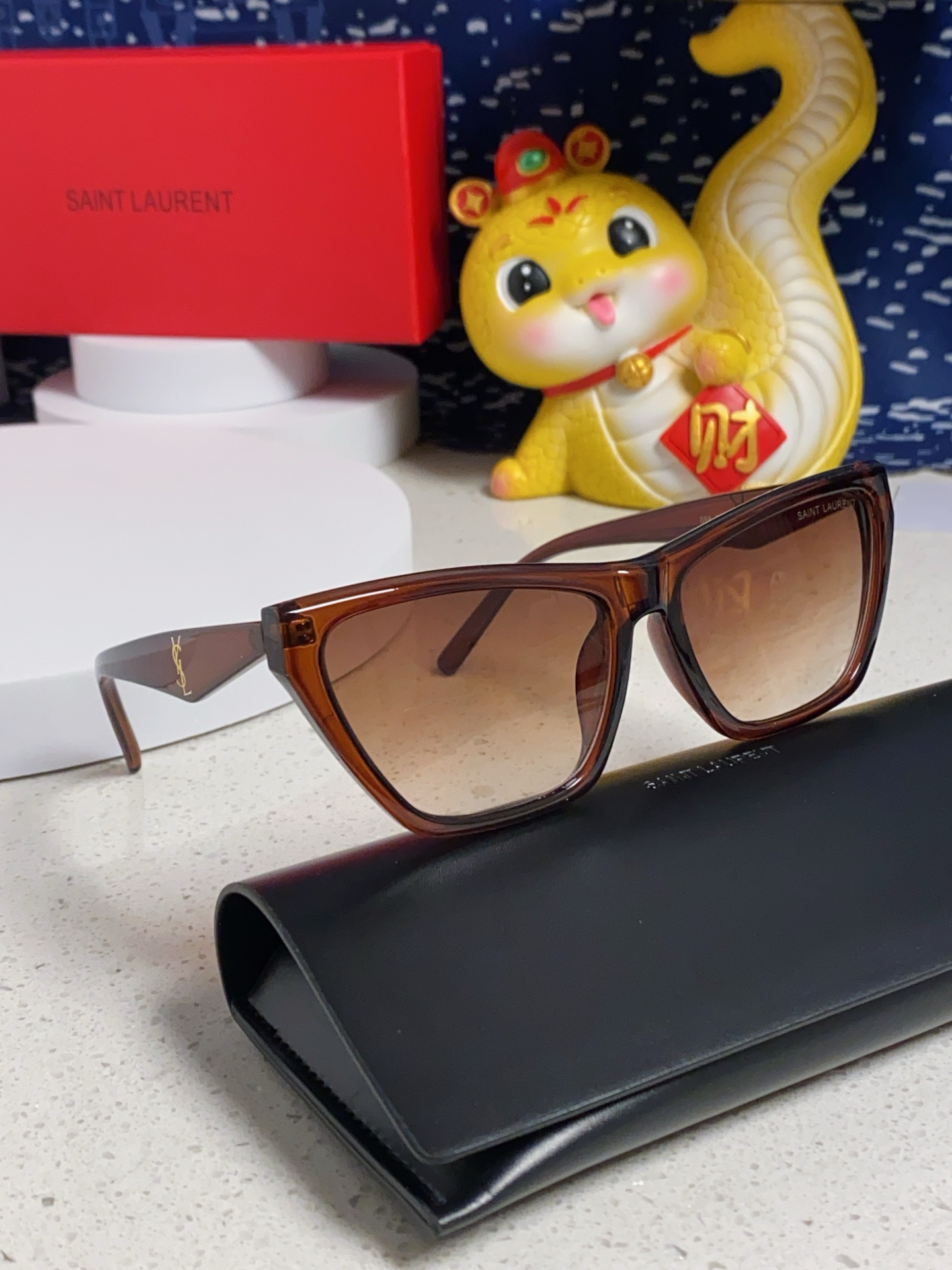  YSL圣罗兰 2025新款猫眼方框太阳眼镜女圆脸SLM103遮阳墨镜男防紫外线 女士偏光太阳镜