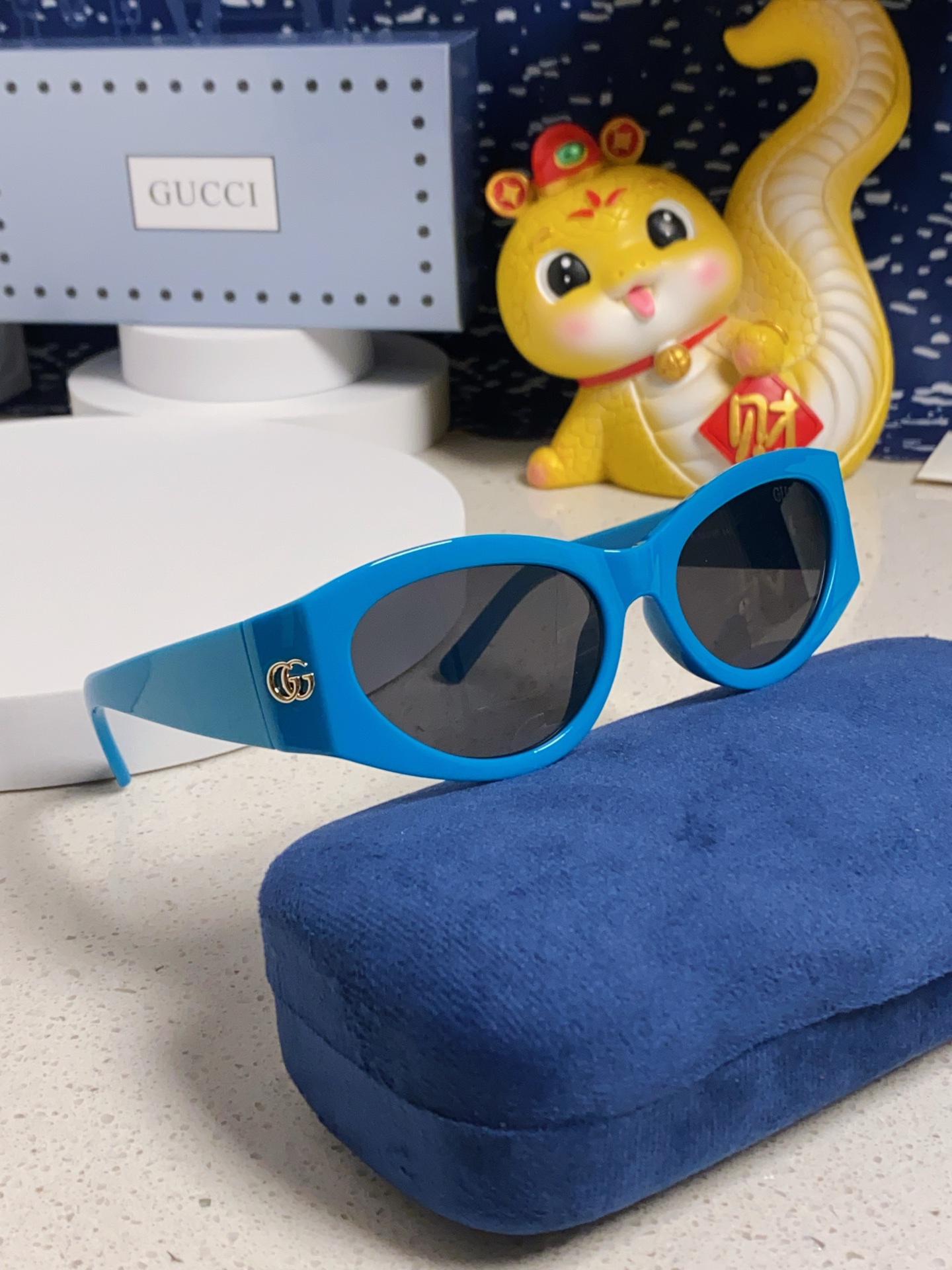  新款Gucci古奇 墨镜猫眼时尚潮流超轻简约复古宽镜腿太阳眼镜 