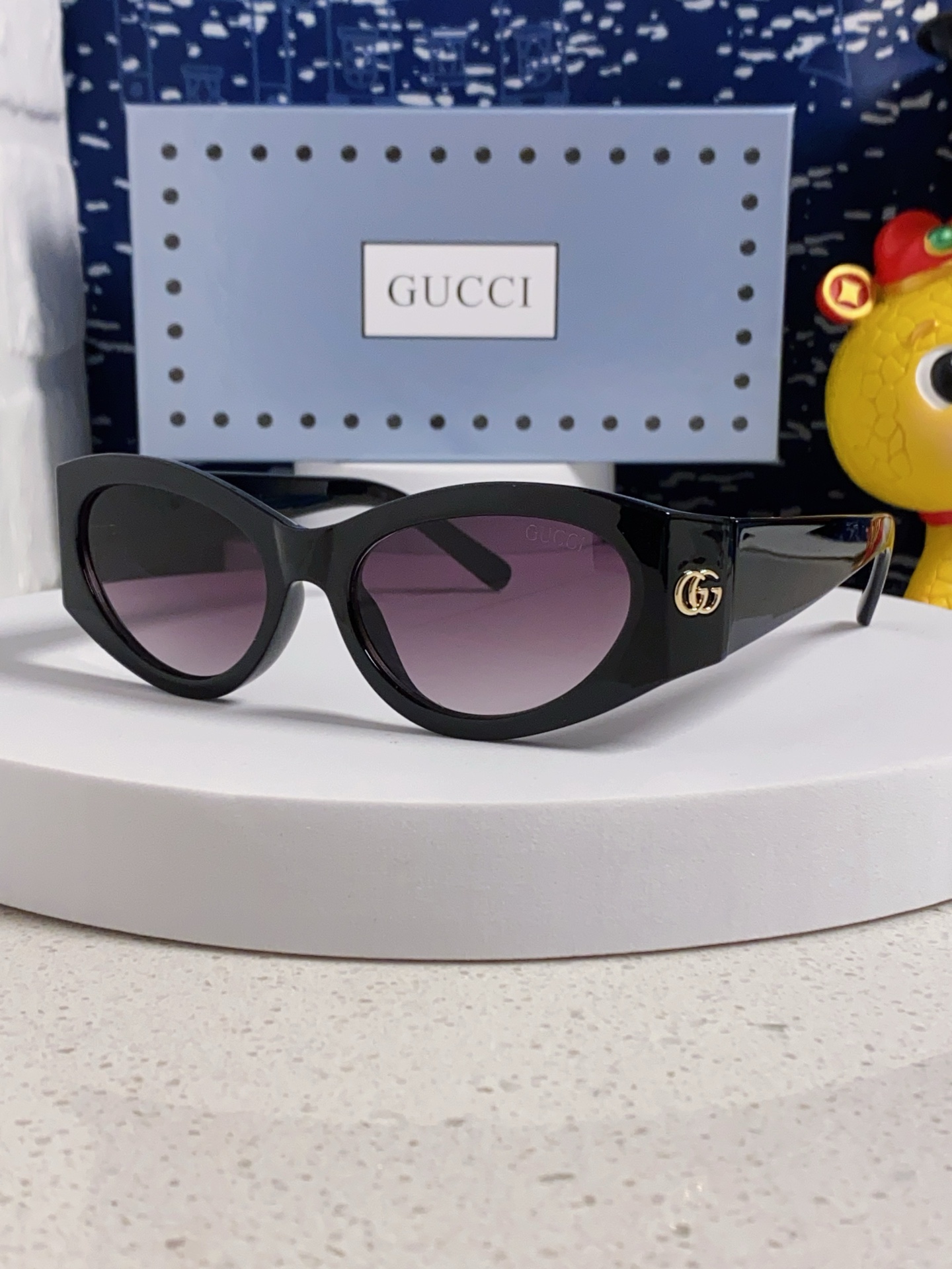  新款Gucci古奇 墨镜猫眼时尚潮流超轻简约复古宽镜腿太阳眼镜 