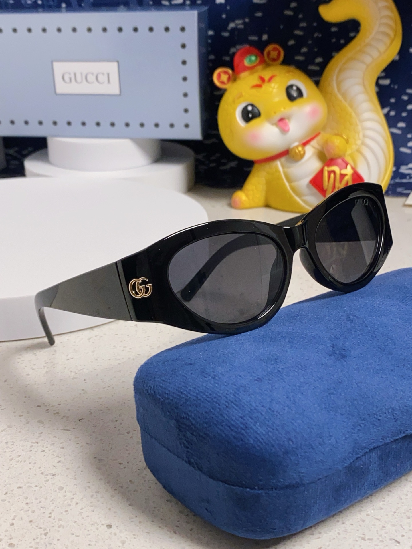  新款Gucci古奇 墨镜猫眼时尚潮流超轻简约复古宽镜腿太阳眼镜 