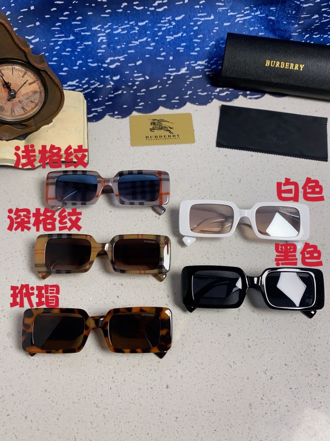  burbrry巴宝莉 经典格纹 网红超爆款💙经典奢华全球风强酷亲亲 时尚方框太阳镜得意 气质非凡😄 经