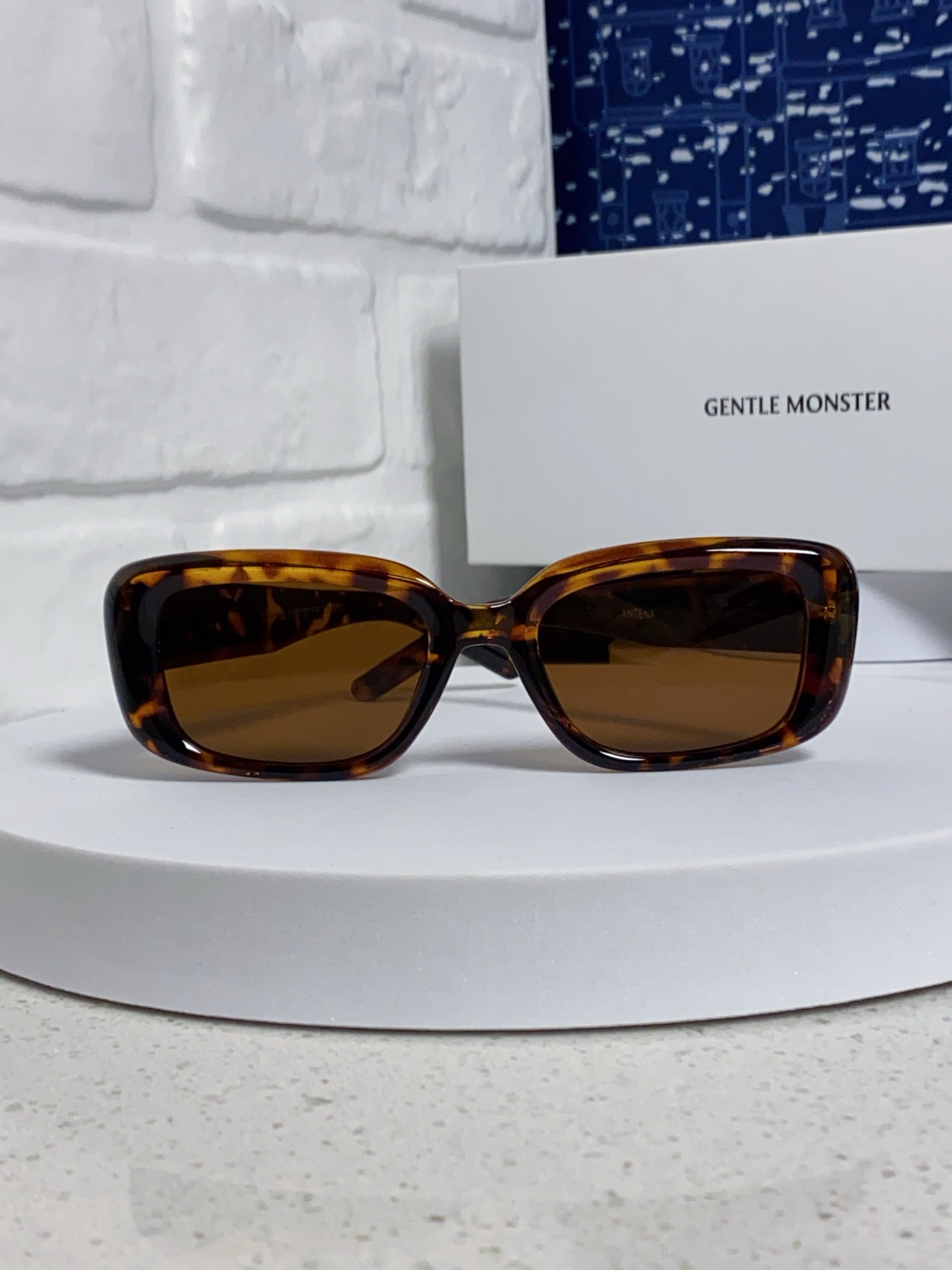 Gentle Moster(GM)    韩版新款时尚流星方形太阳镜女网红同款墨镜防紫外线防晒眼镜 型