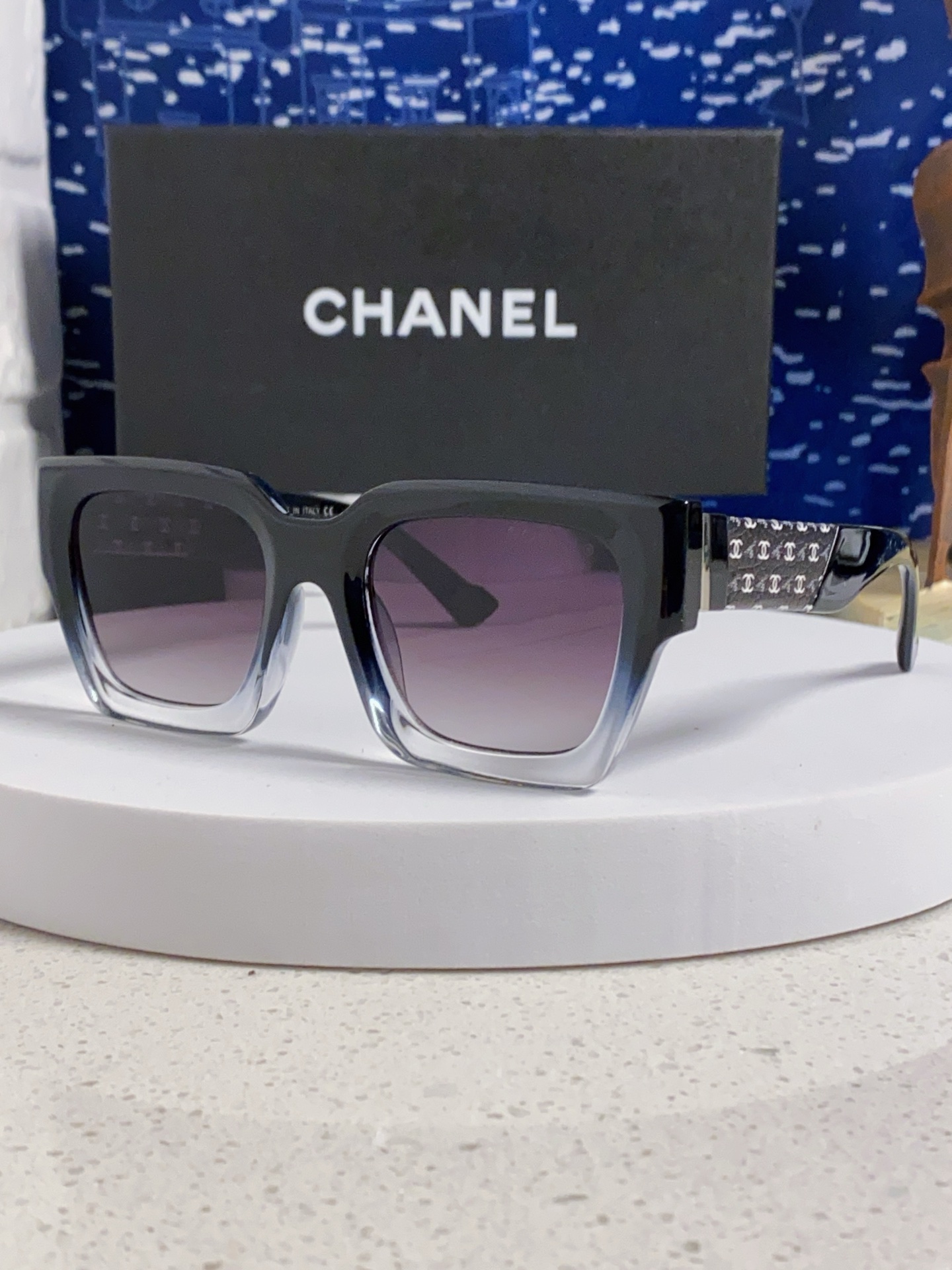  CHANEL香奈儿 2024新款潮流爆款 时尚方框太阳镜 佩戴舒适 网红潮款墨镜  女士高清加厚偏光太