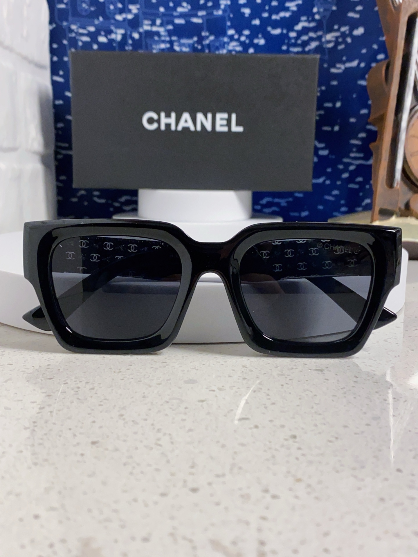  CHANEL香奈儿 2024新款潮流爆款 时尚方框太阳镜 佩戴舒适 网红潮款墨镜  女士高清加厚偏光太