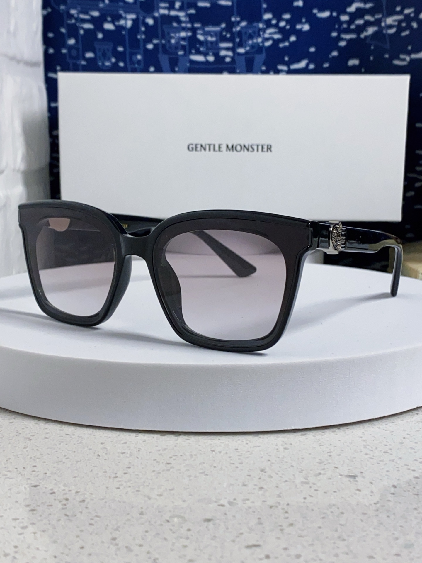  Gentle Moster(GM)    2025新款欧美时尚男女方框舒适太阳眼欧洲站博主开车小红书墨
