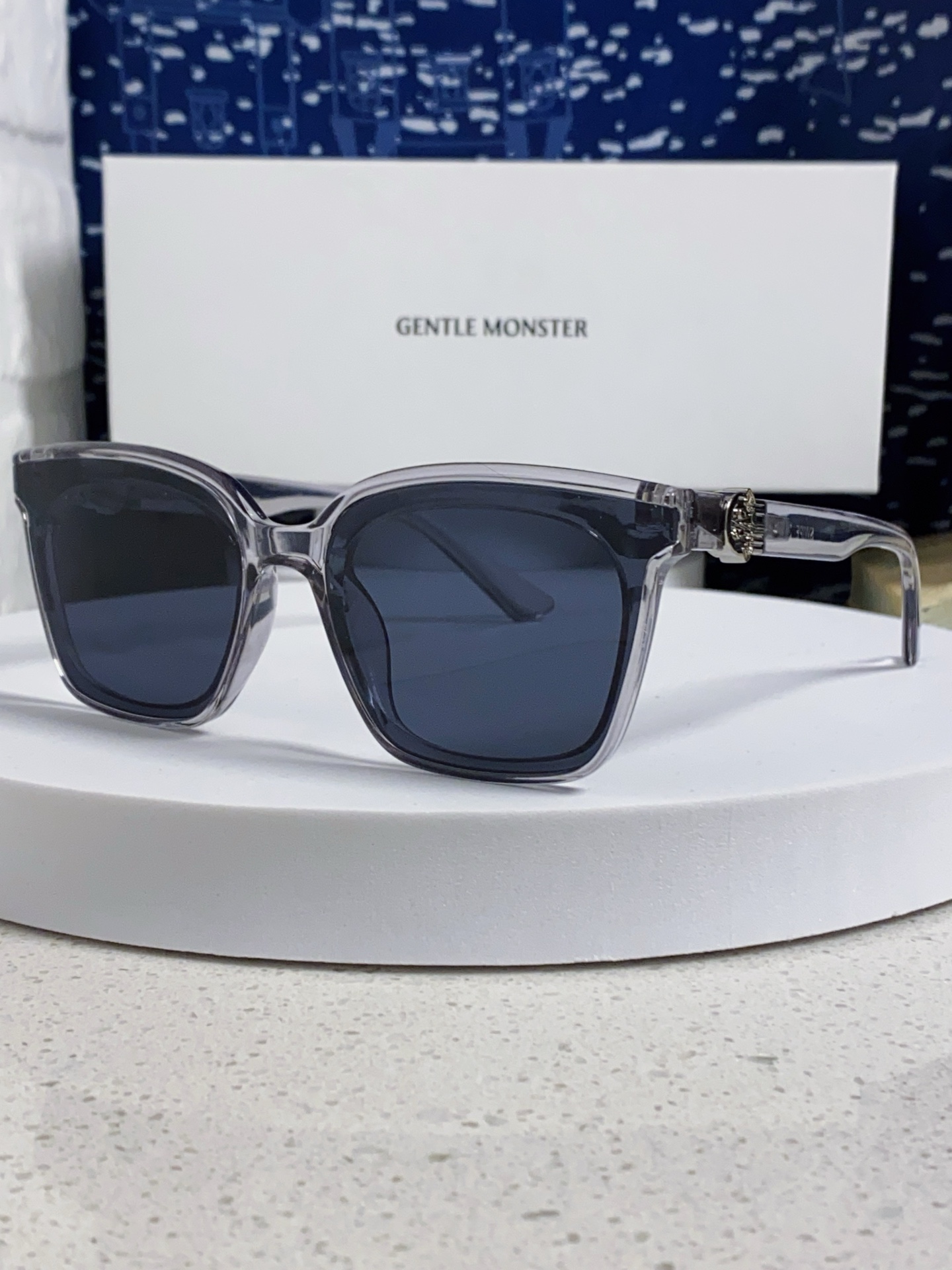  Gentle Moster(GM)    2025新款欧美时尚男女方框舒适太阳眼欧洲站博主开车小红书墨