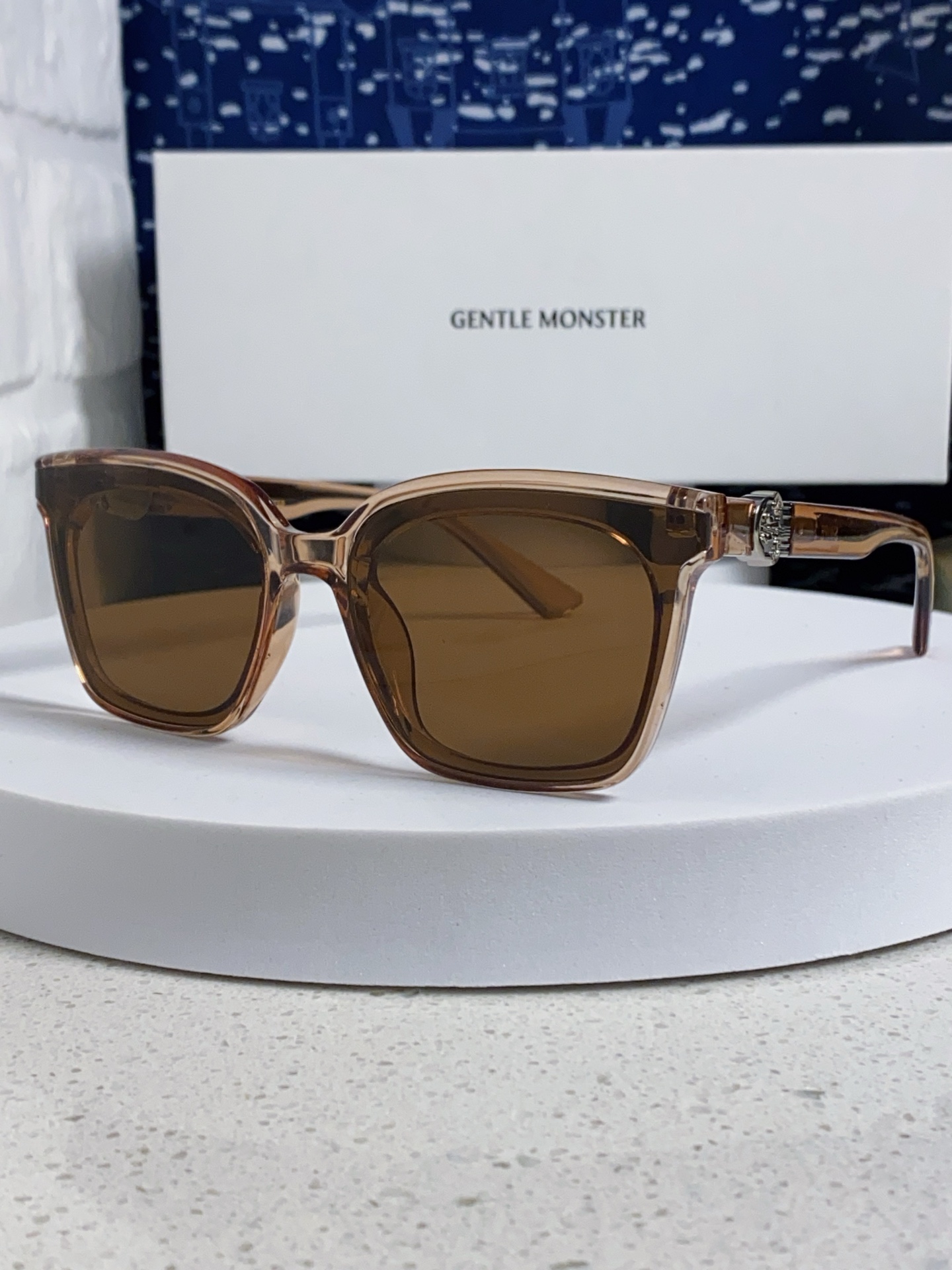  Gentle Moster(GM)    2025新款欧美时尚男女方框舒适太阳眼欧洲站博主开车小红书墨
