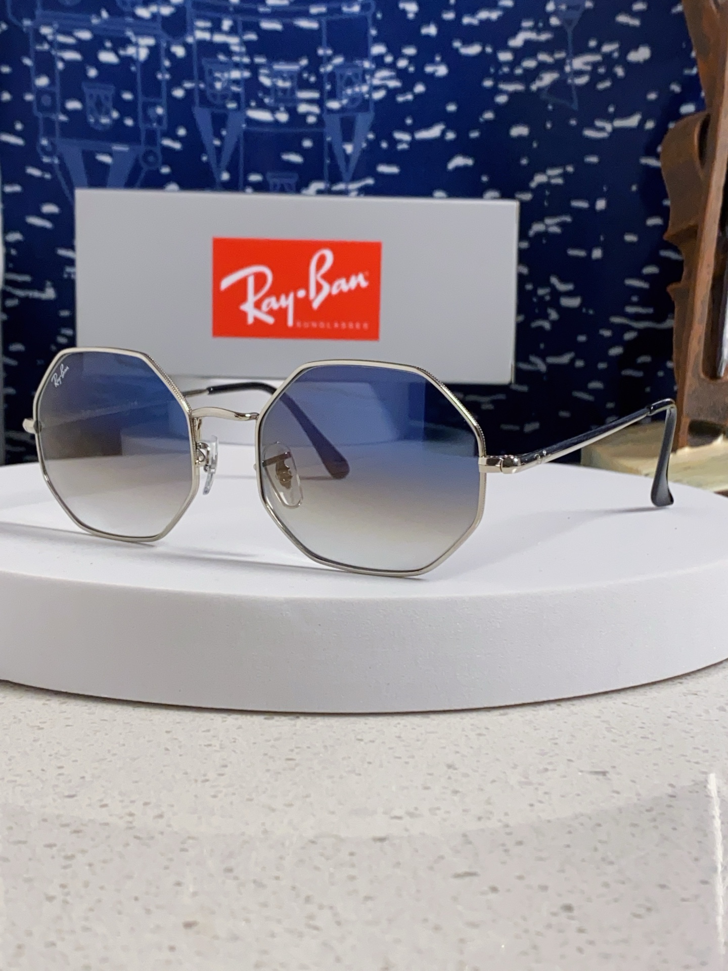  RayBan雷朋 2025新款钢化玻璃镜片太阳镜经典多边形男女时尚潮酷开车专用墨镜 RB1972 Si