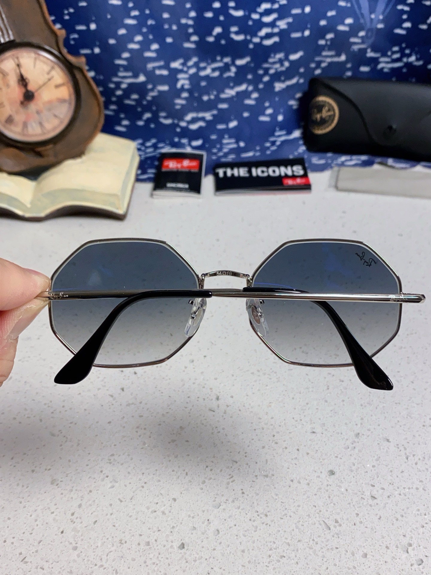  RayBan雷朋 2025新款钢化玻璃镜片太阳镜经典多边形男女时尚潮酷开车专用墨镜 RB1972 Si
