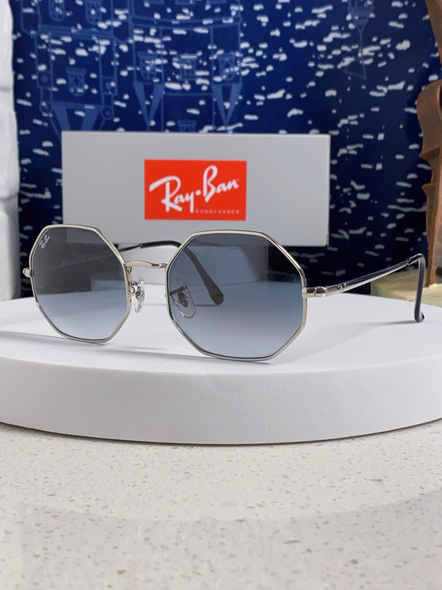  RayBan雷朋 2025新款钢化玻璃镜片太阳镜经典多边形男女时尚潮酷开车专用墨镜 RB1972 Si