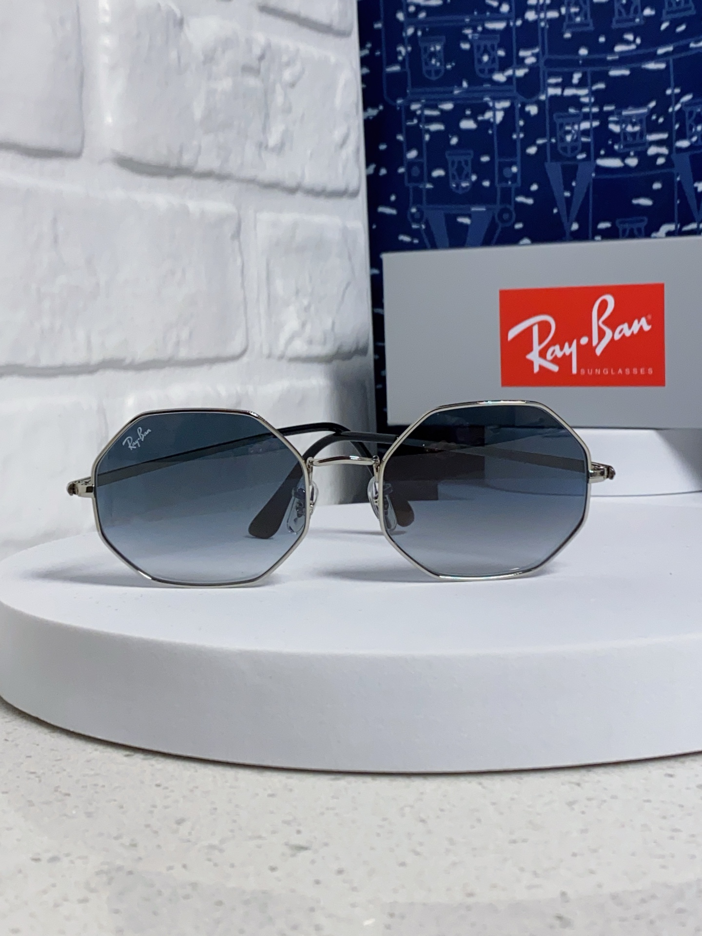  RayBan雷朋 2025新款钢化玻璃镜片太阳镜经典多边形男女时尚潮酷开车专用墨镜 RB1972 Si