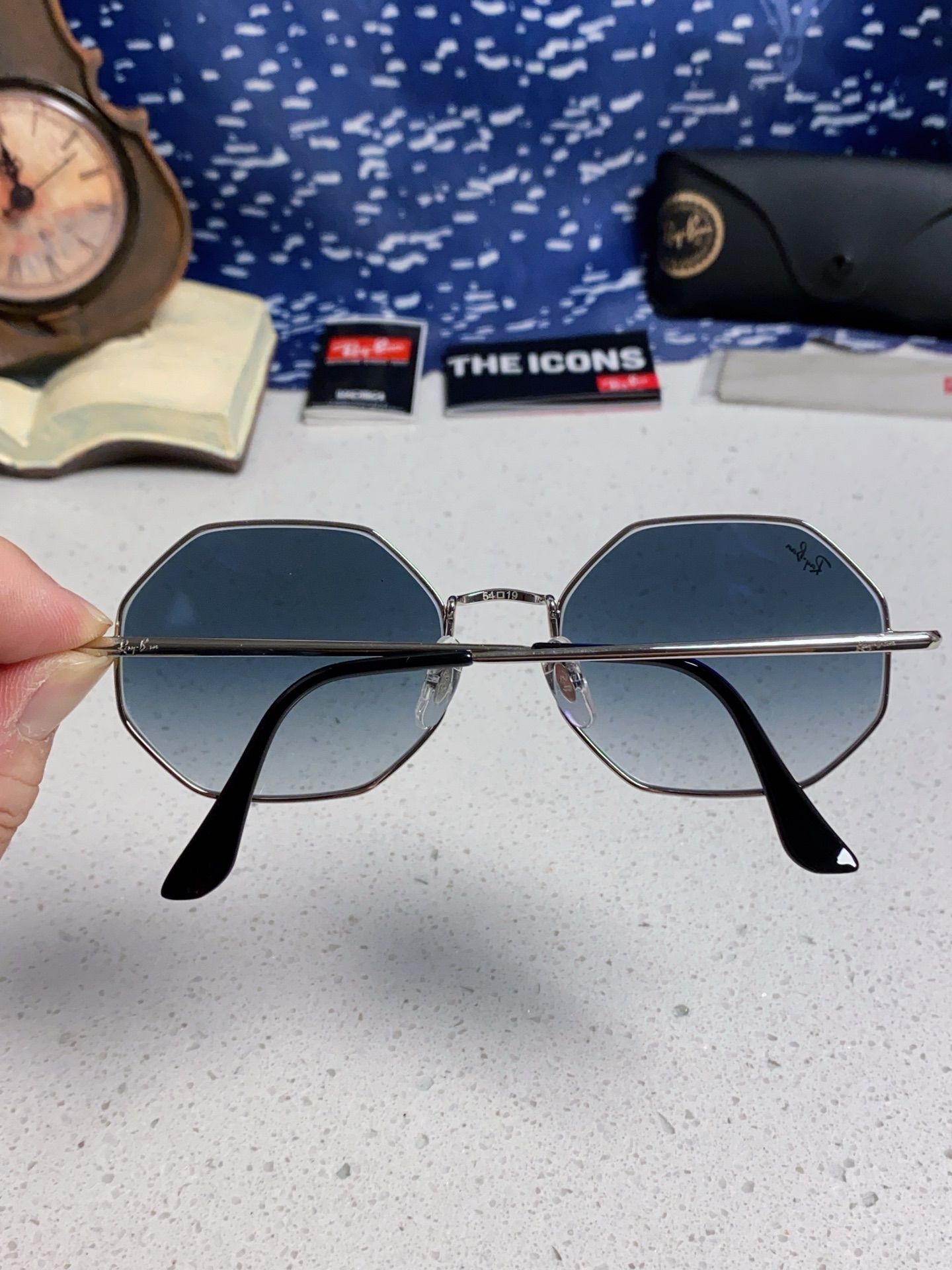  RayBan雷朋 2025新款钢化玻璃镜片太阳镜经典多边形男女时尚潮酷开车专用墨镜 RB1972 Si