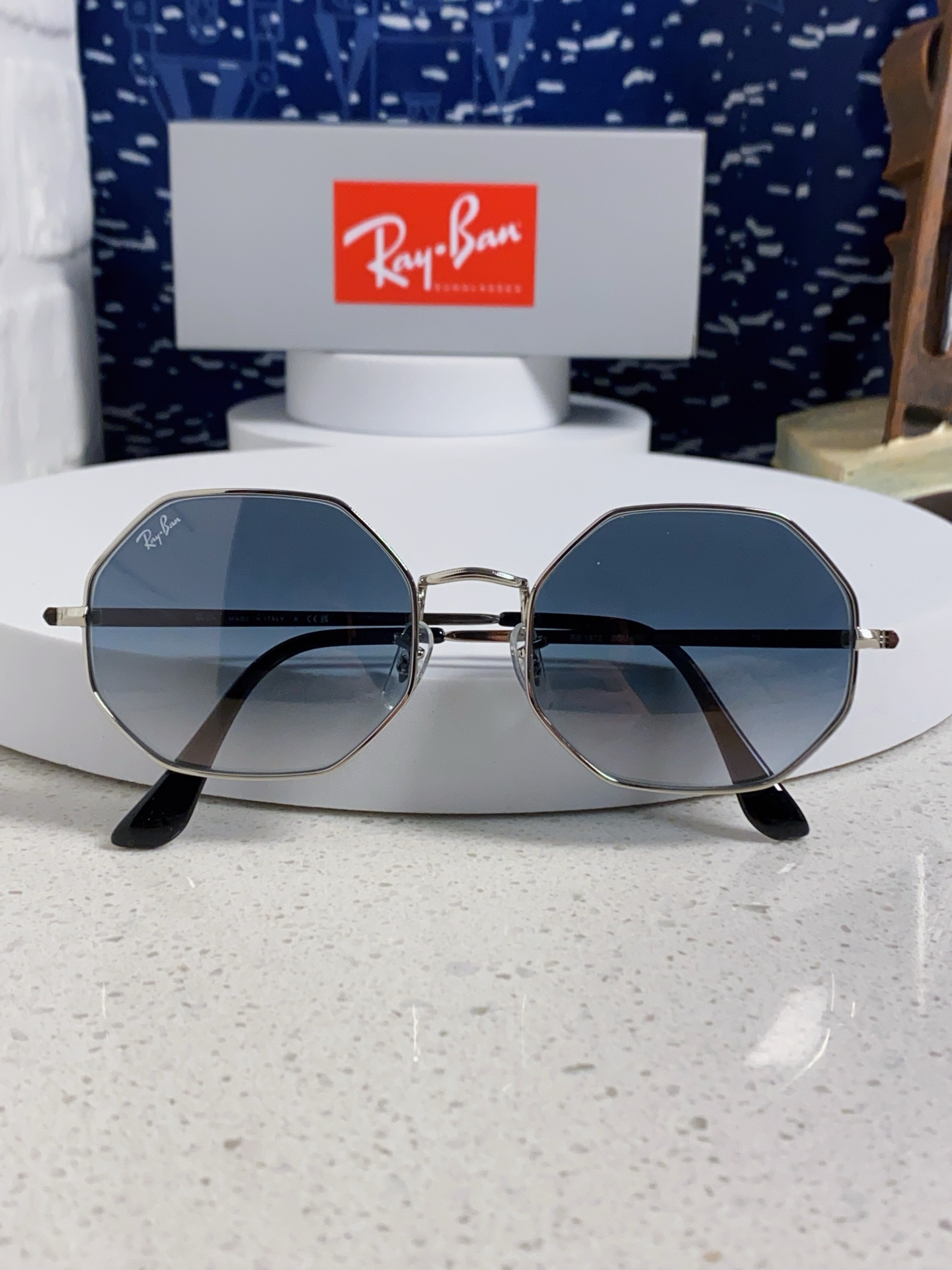  RayBan雷朋 2025新款钢化玻璃镜片太阳镜经典多边形男女时尚潮酷开车专用墨镜 RB1972 Si