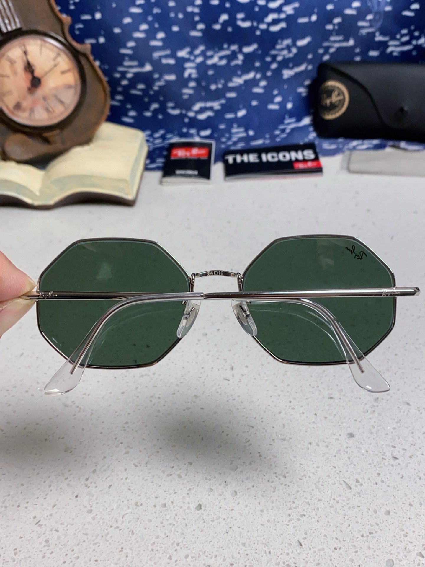  RayBan雷朋 2025新款钢化玻璃镜片太阳镜经典多边形男女时尚潮酷开车专用墨镜 RB1972 Si