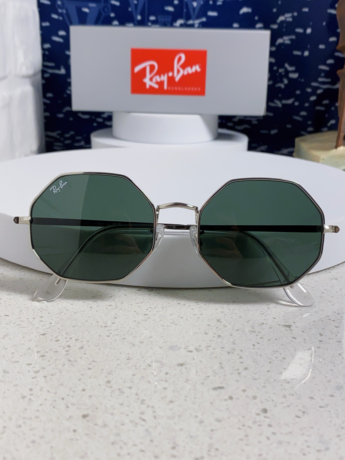  RayBan雷朋 2025新款钢化玻璃镜片太阳镜经典多边形男女时尚潮酷开车专用墨镜 RB1972 Si