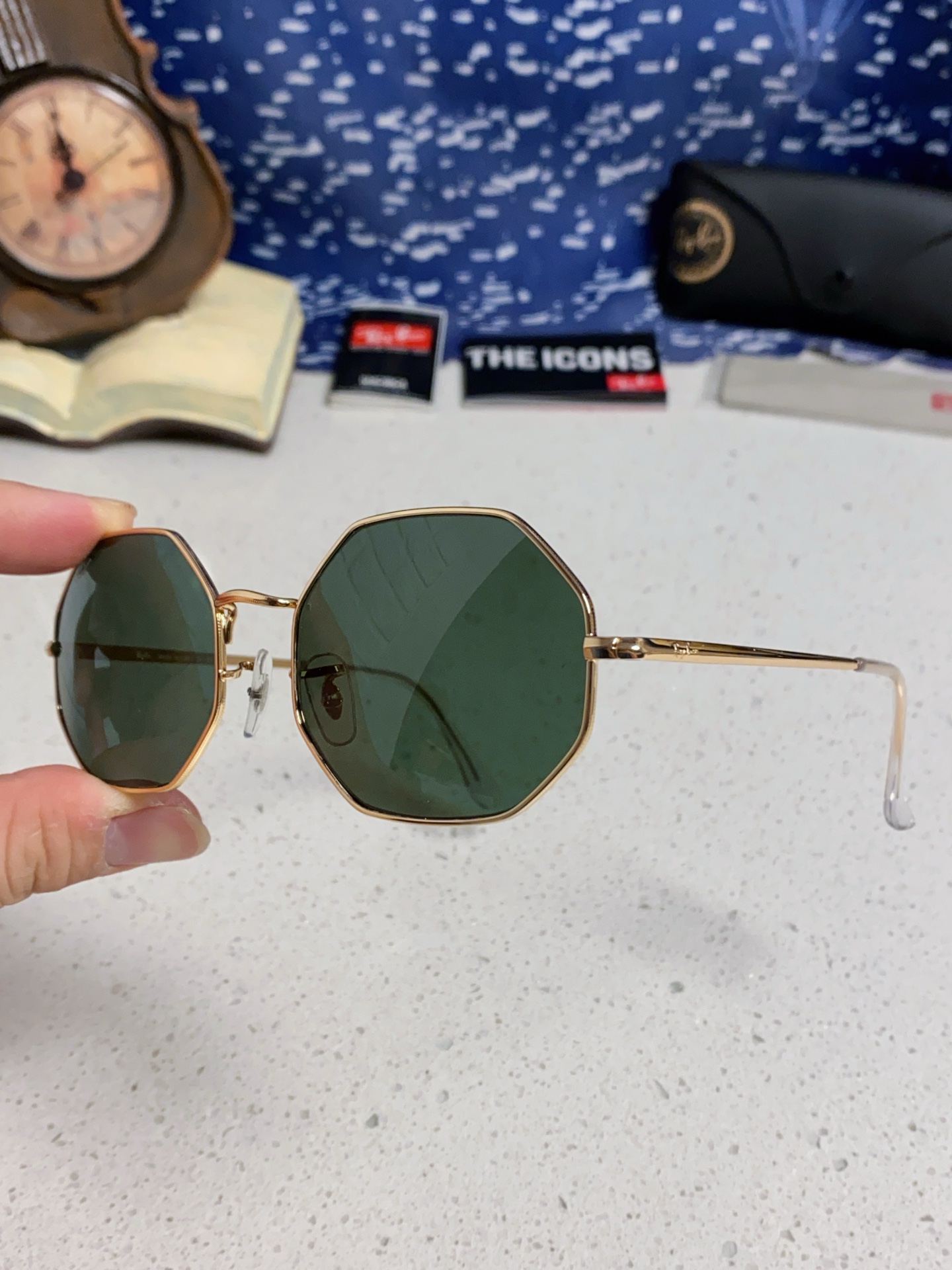  RayBan雷朋 2025新款钢化玻璃镜片太阳镜经典多边形男女时尚潮酷开车专用墨镜 RB1972 Si