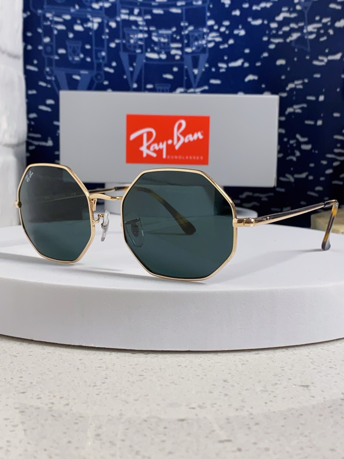  RayBan雷朋 2025新款钢化玻璃镜片太阳镜经典多边形男女时尚潮酷开车专用墨镜 RB1972 Si