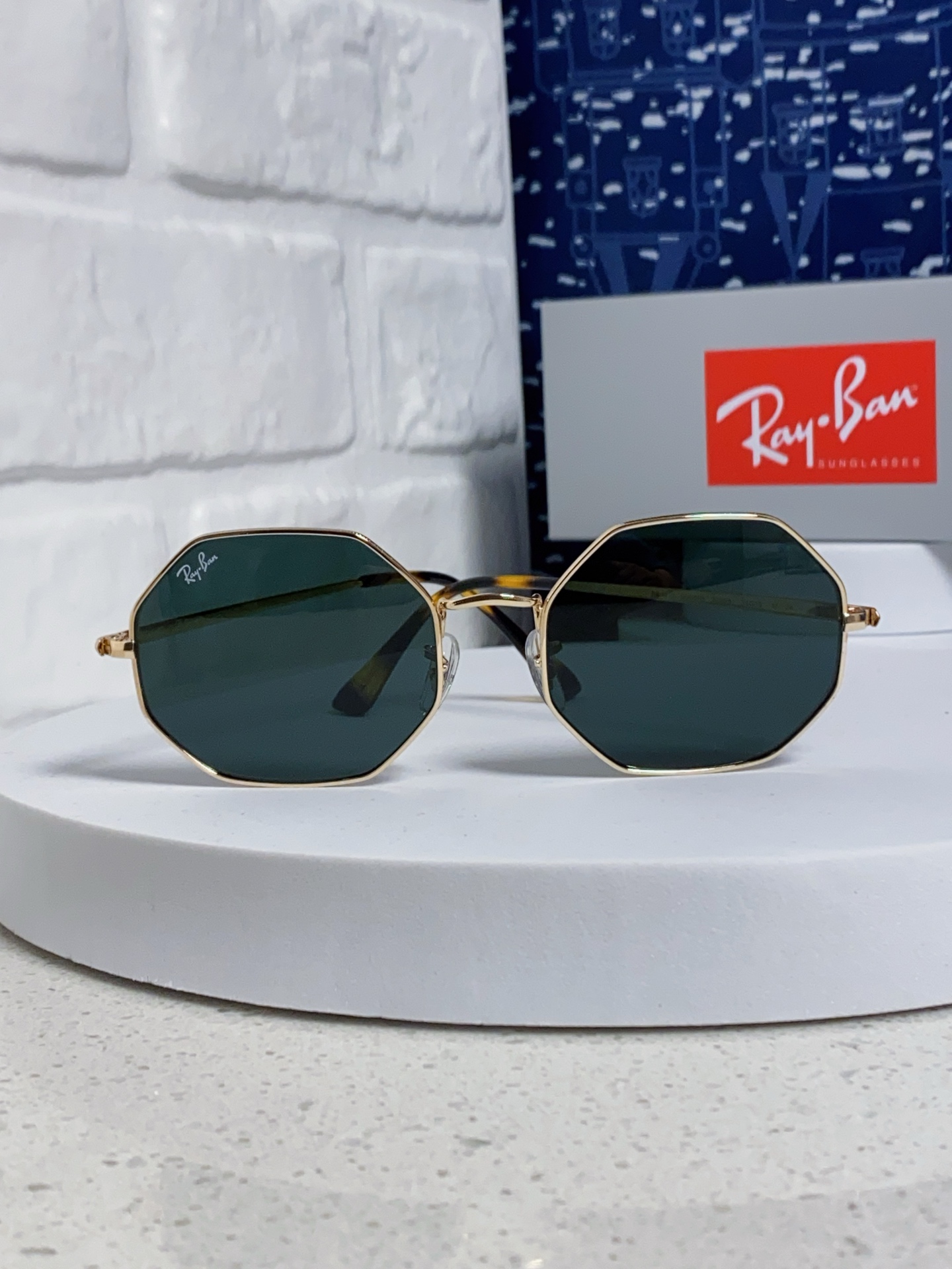  RayBan雷朋 2025新款钢化玻璃镜片太阳镜经典多边形男女时尚潮酷开车专用墨镜 RB1972 Si