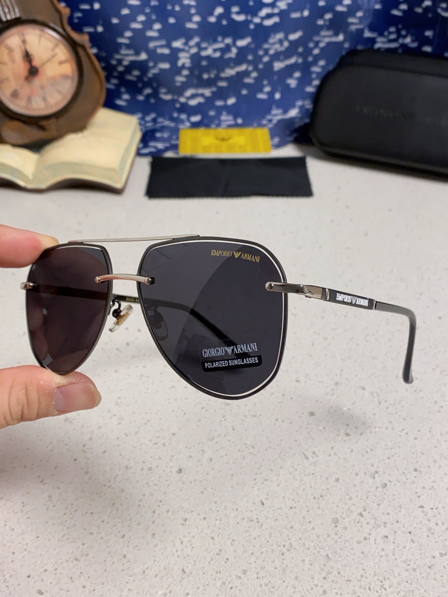  EmPorio Armani阿玛尼 2025新款男士金属记忆架偏光紫外线太阳镜蛤蟆框司机驾驶墨镜 