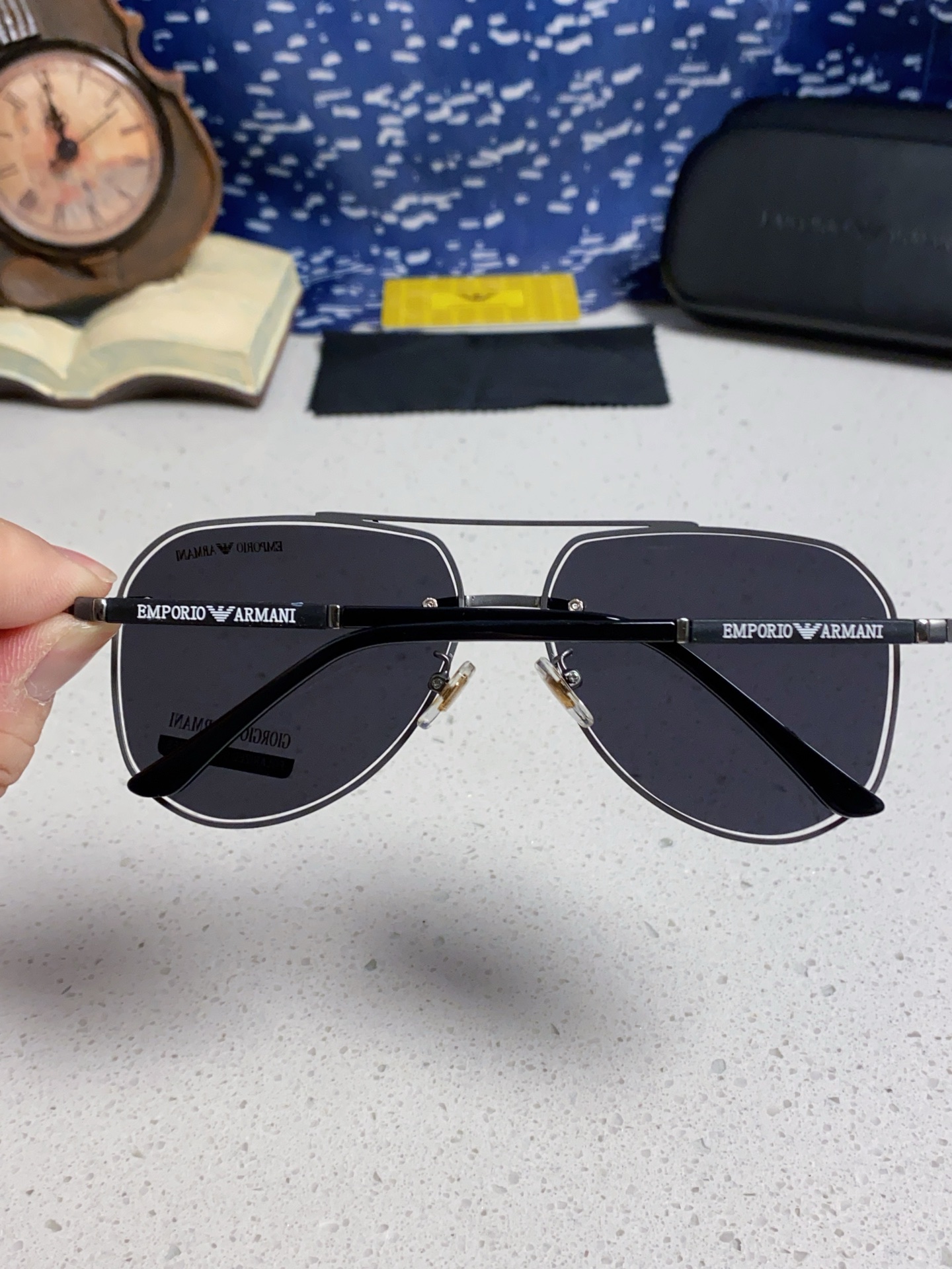  EmPorio Armani阿玛尼 2025新款男士金属记忆架偏光紫外线太阳镜蛤蟆框司机驾驶墨镜 