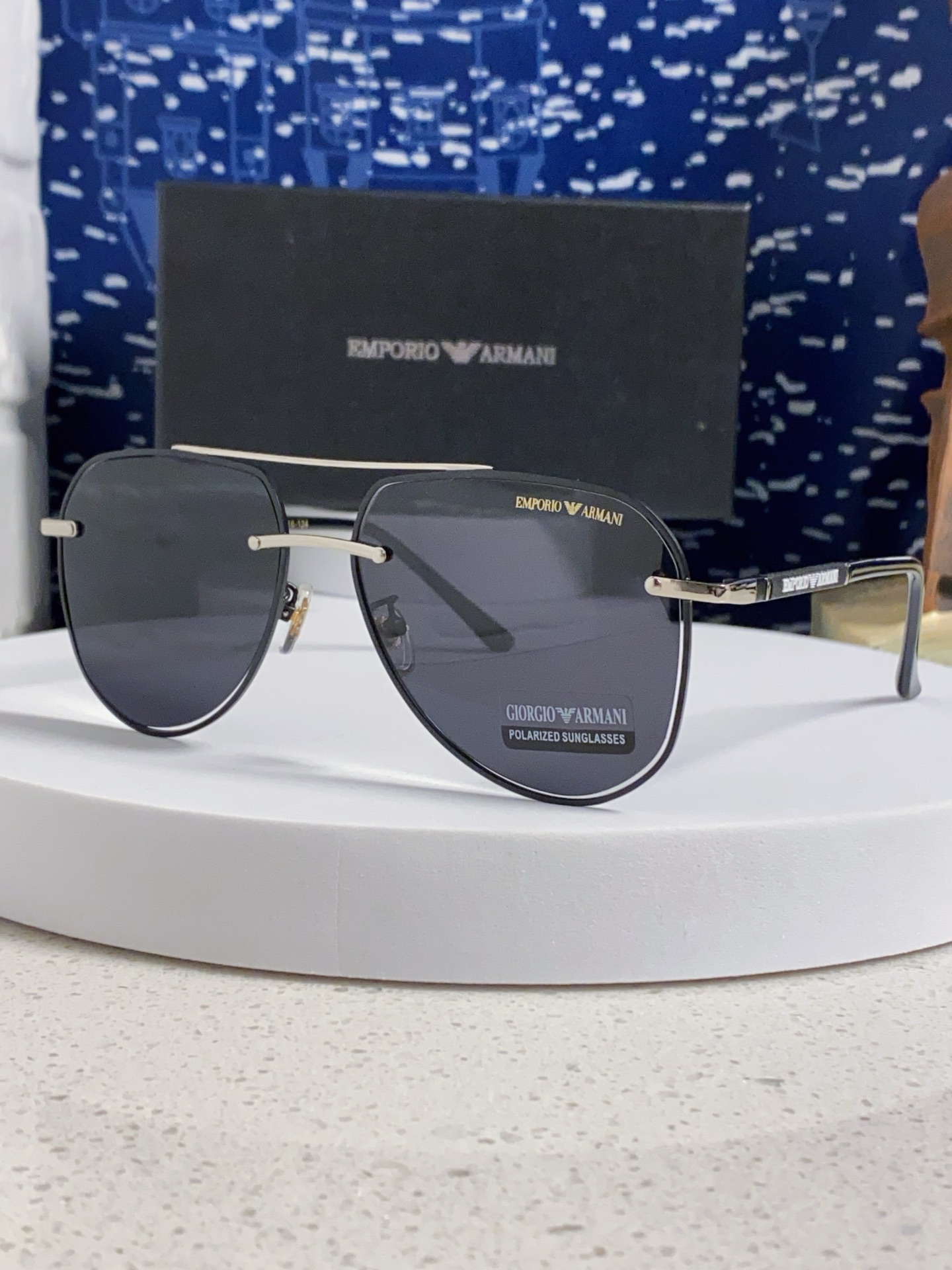  EmPorio Armani阿玛尼 2025新款男士金属记忆架偏光紫外线太阳镜蛤蟆框司机驾驶墨镜 