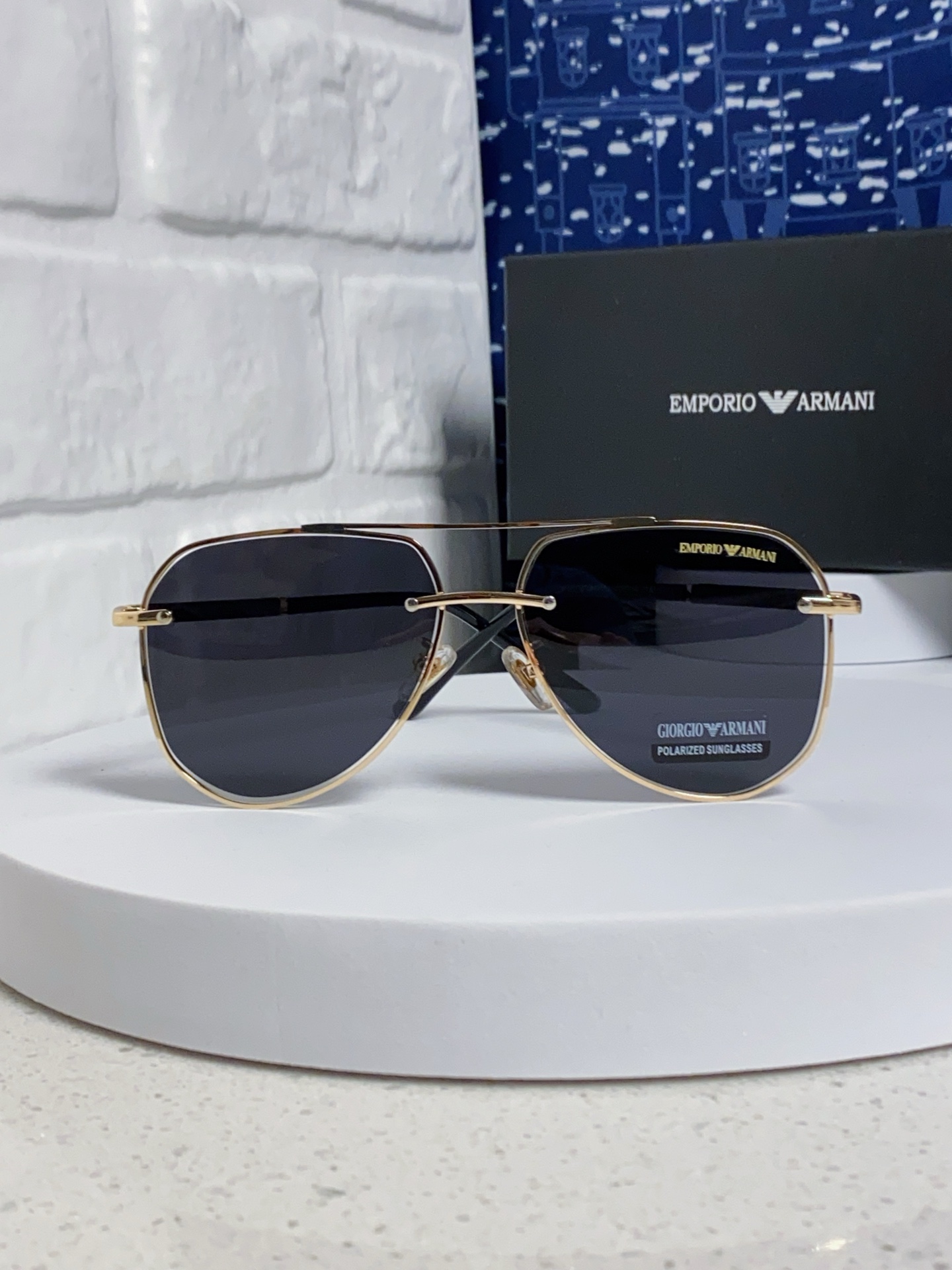  EmPorio Armani阿玛尼 2025新款男士金属记忆架偏光紫外线太阳镜蛤蟆框司机驾驶墨镜 