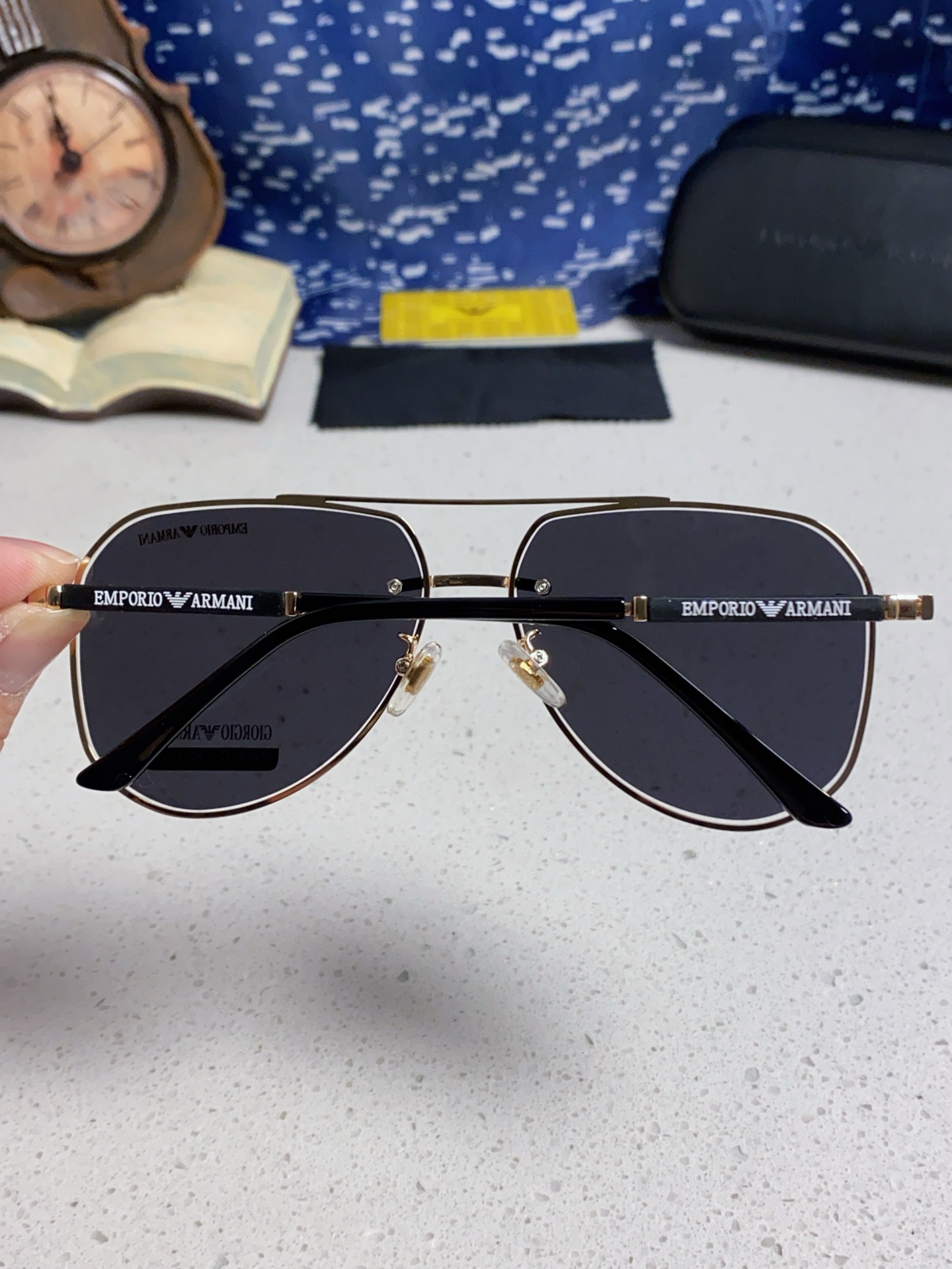  EmPorio Armani阿玛尼 2025新款男士金属记忆架偏光紫外线太阳镜蛤蟆框司机驾驶墨镜 