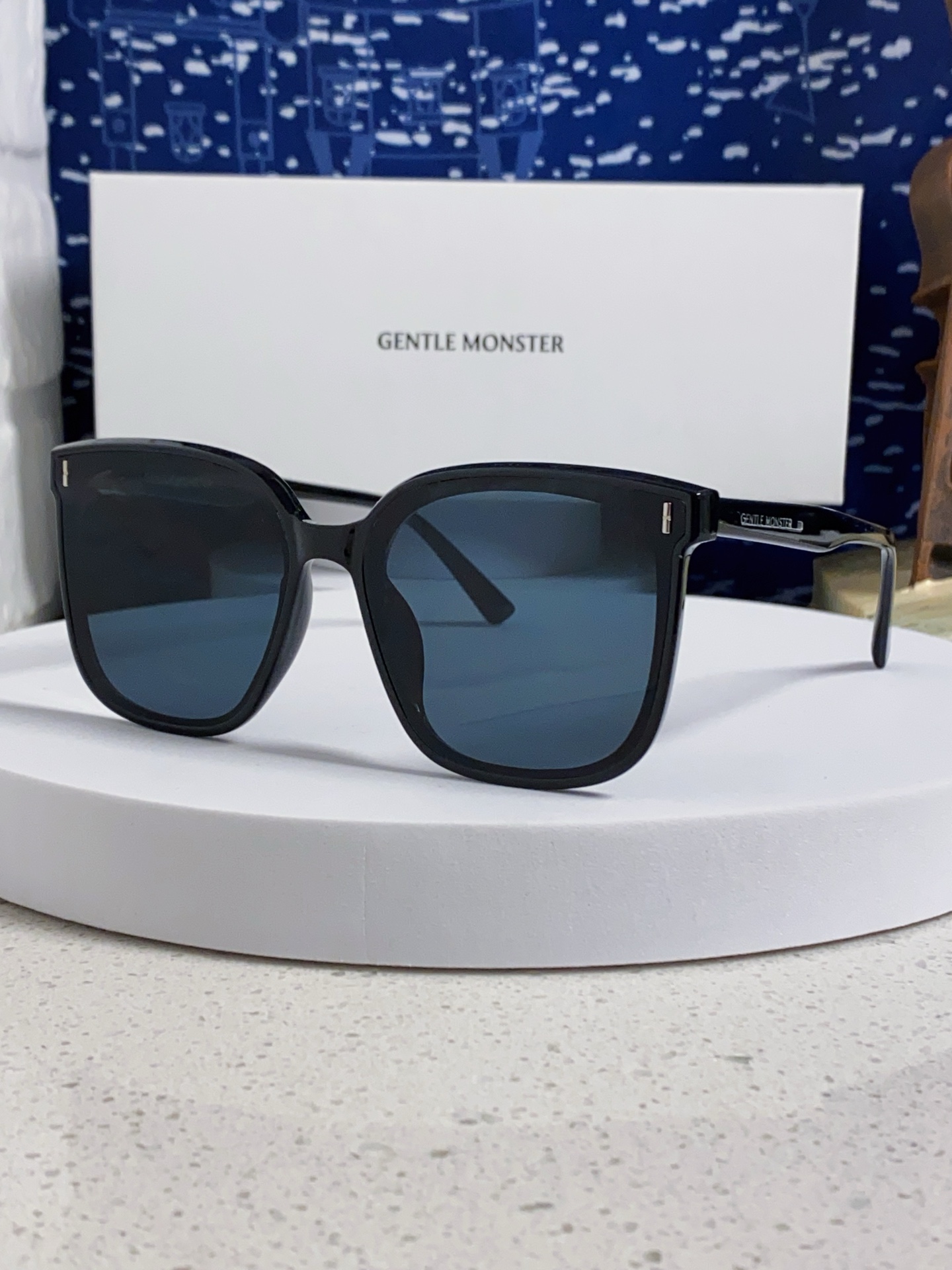   Gentle Moster(GM)  2025新款韩国V牌 女士墨镜小红书同款太阳镜男大框大脸显瘦 