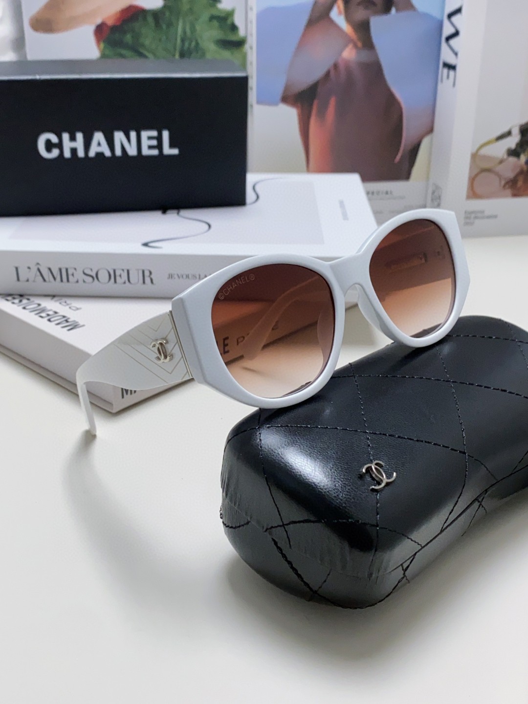  Chanel香奈儿 24新品墨镜女方圆脸太阳眼镜偏光猫眼镜框  宽腿 网红爆款 女士墨镜