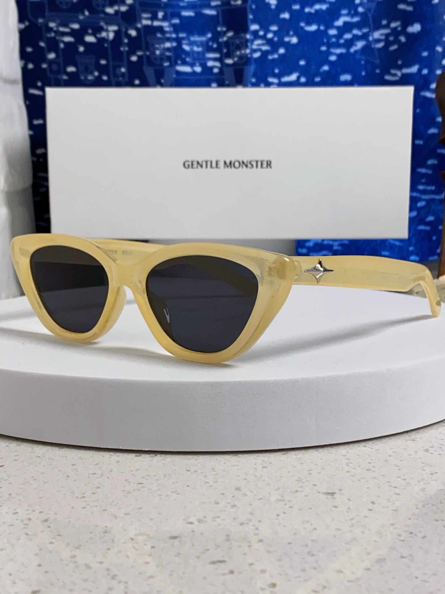   Gentle Moster(GM)  2025新款欧美风小框墨镜辣妹个性穿搭潮拍眼镜ins 猫眼太阳