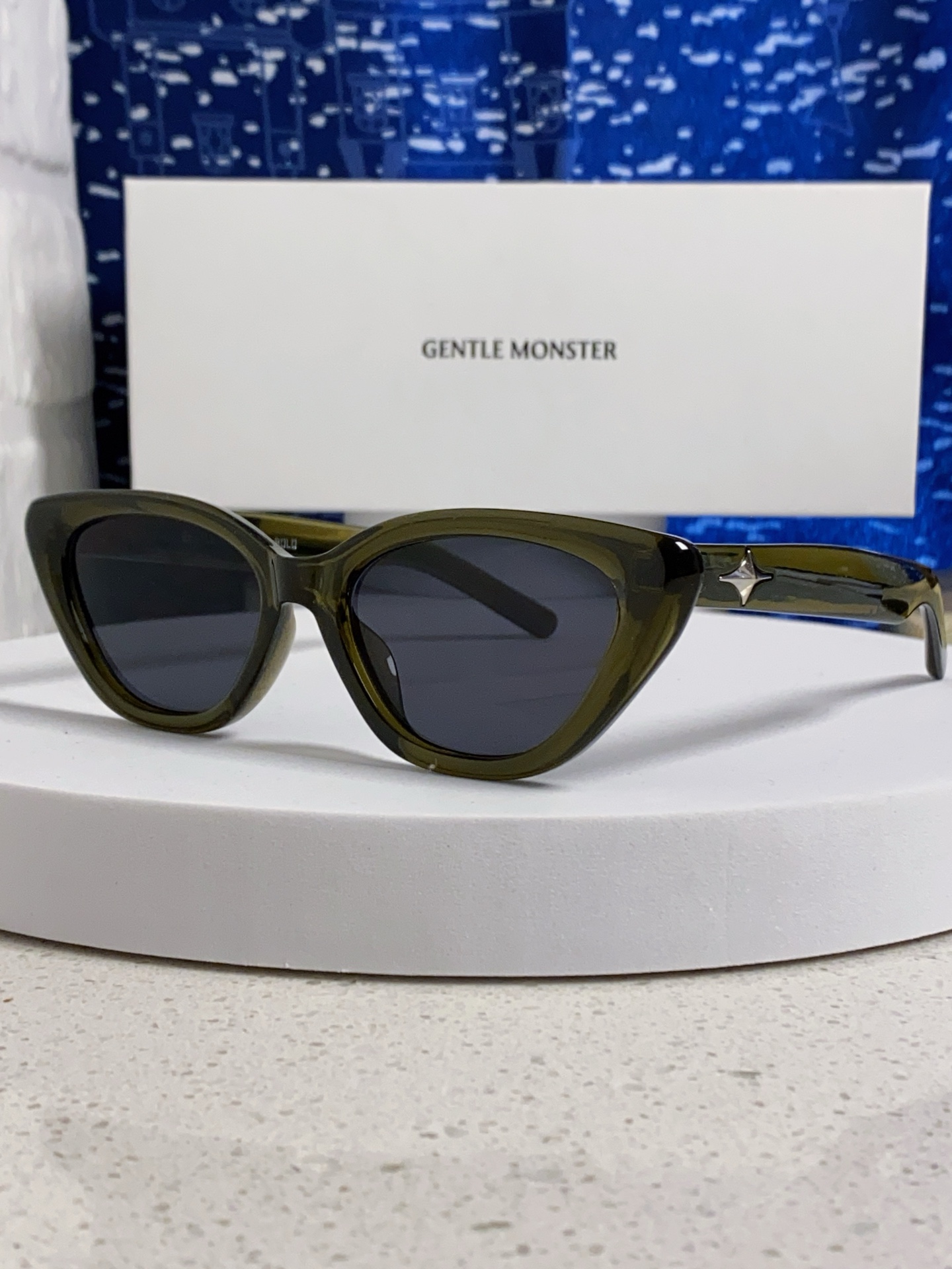   Gentle Moster(GM)  2025新款欧美风小框墨镜辣妹个性穿搭潮拍眼镜ins 猫眼太阳