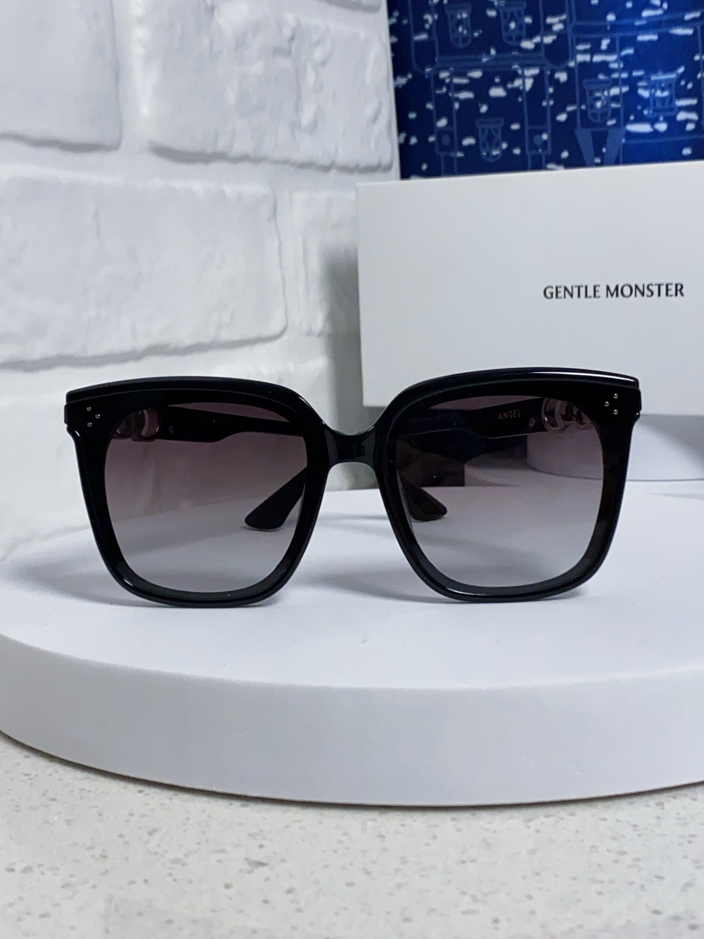   Gentle Moster(GM) jennie联名款GM墨镜女士2025新款高级感超大框太阳眼镜防