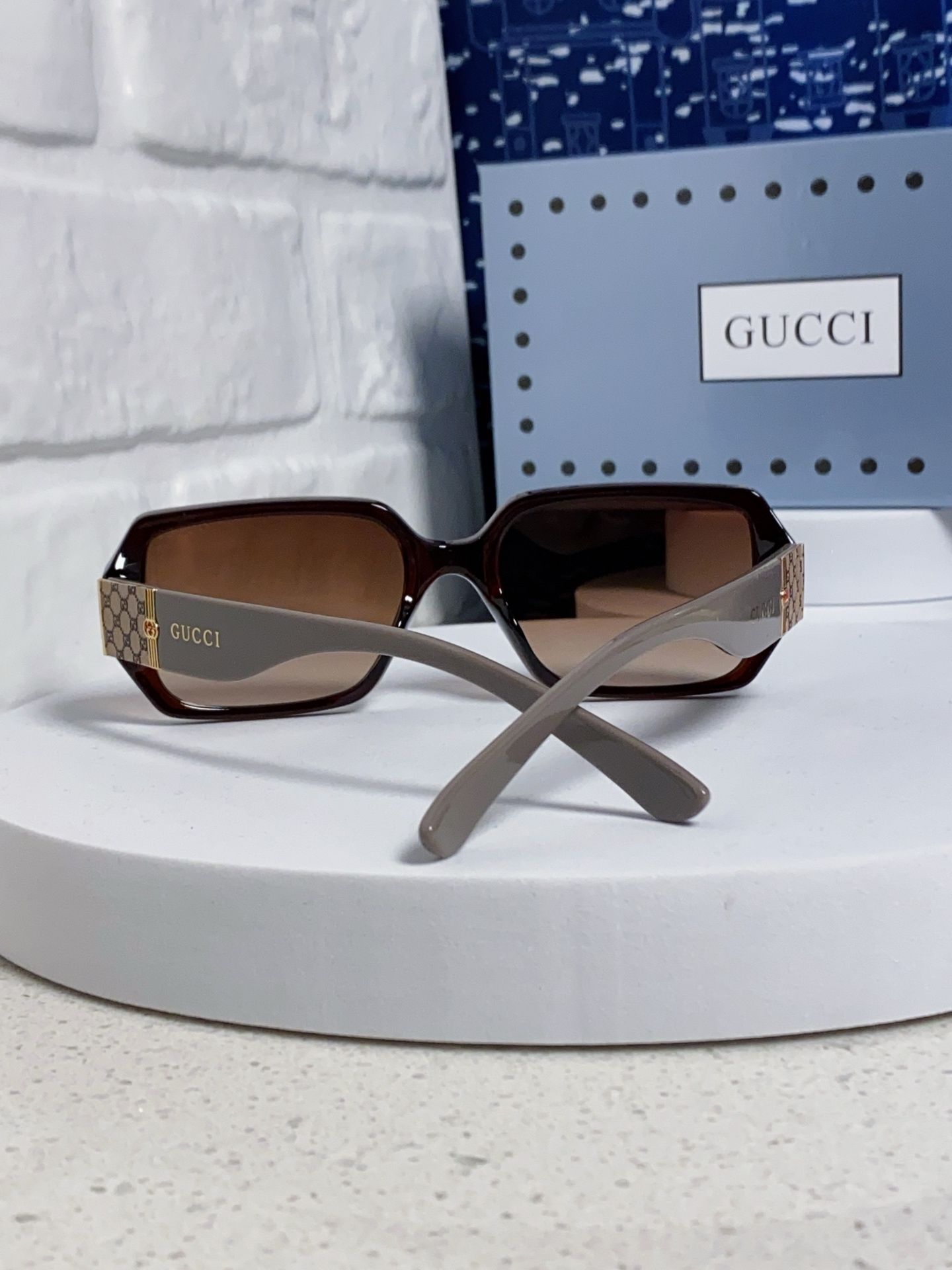  Gucci古奇 2025新款 原创个性多边形太阳镜欧美时尚宽腿菱形走秀墨镜 男女通用