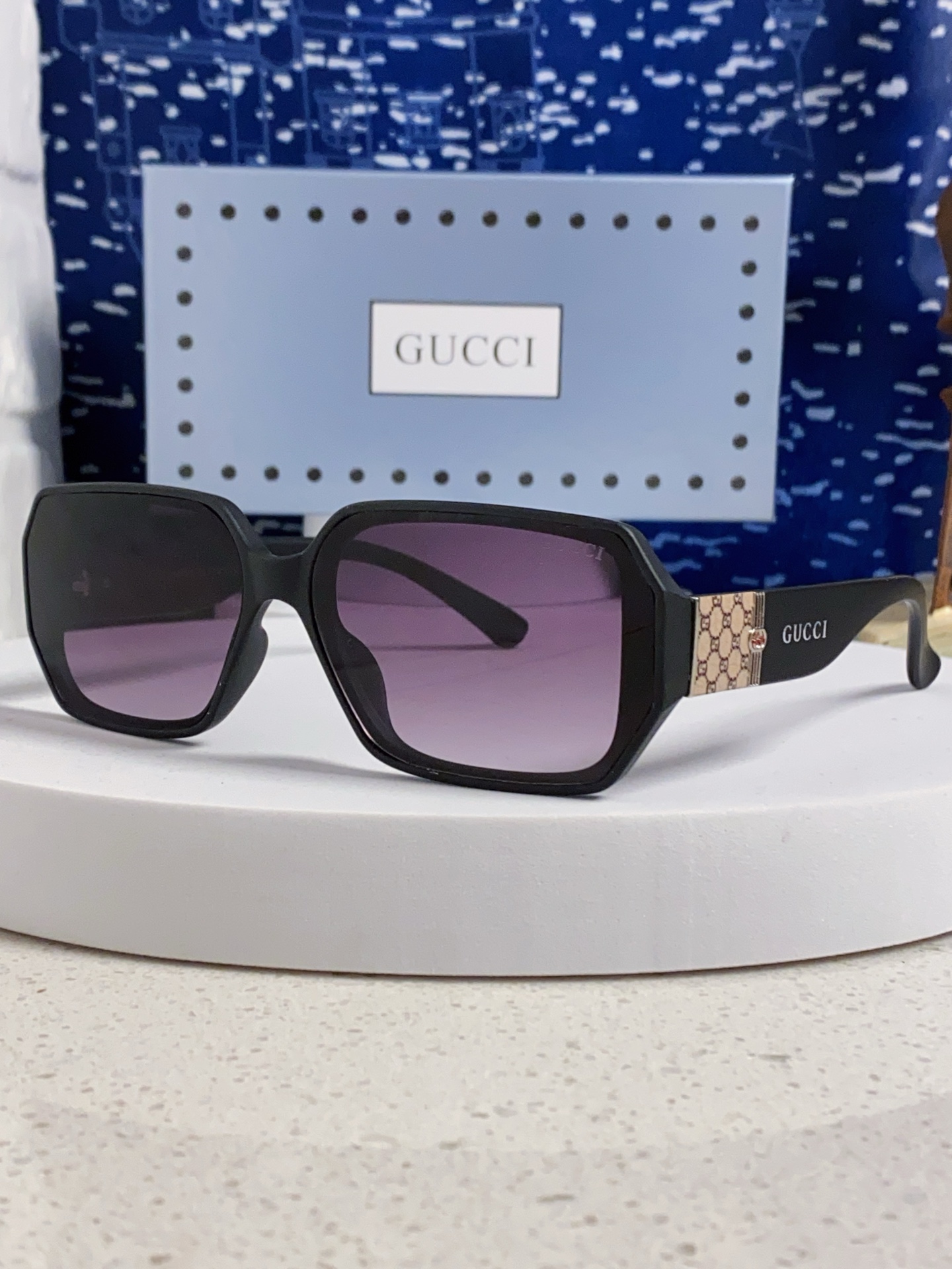  Gucci古奇 2025新款 原创个性多边形太阳镜欧美时尚宽腿菱形走秀墨镜 男女通用
