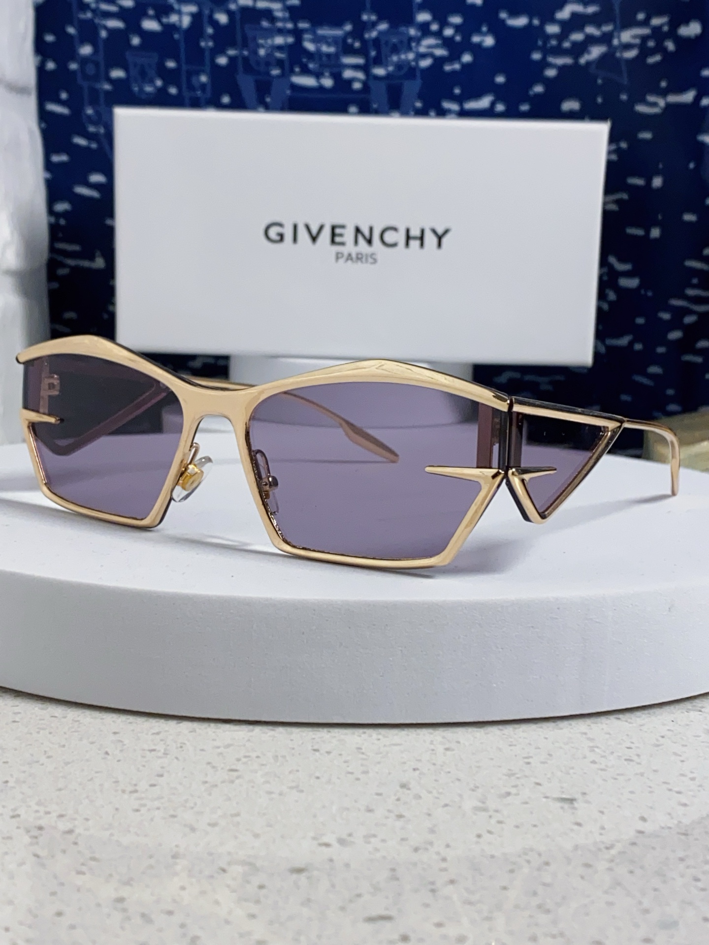  Givenchy纪梵希 2025新款不规则金属框墨镜时尚潮流个性街拍凹造型男女同款太阳镜 