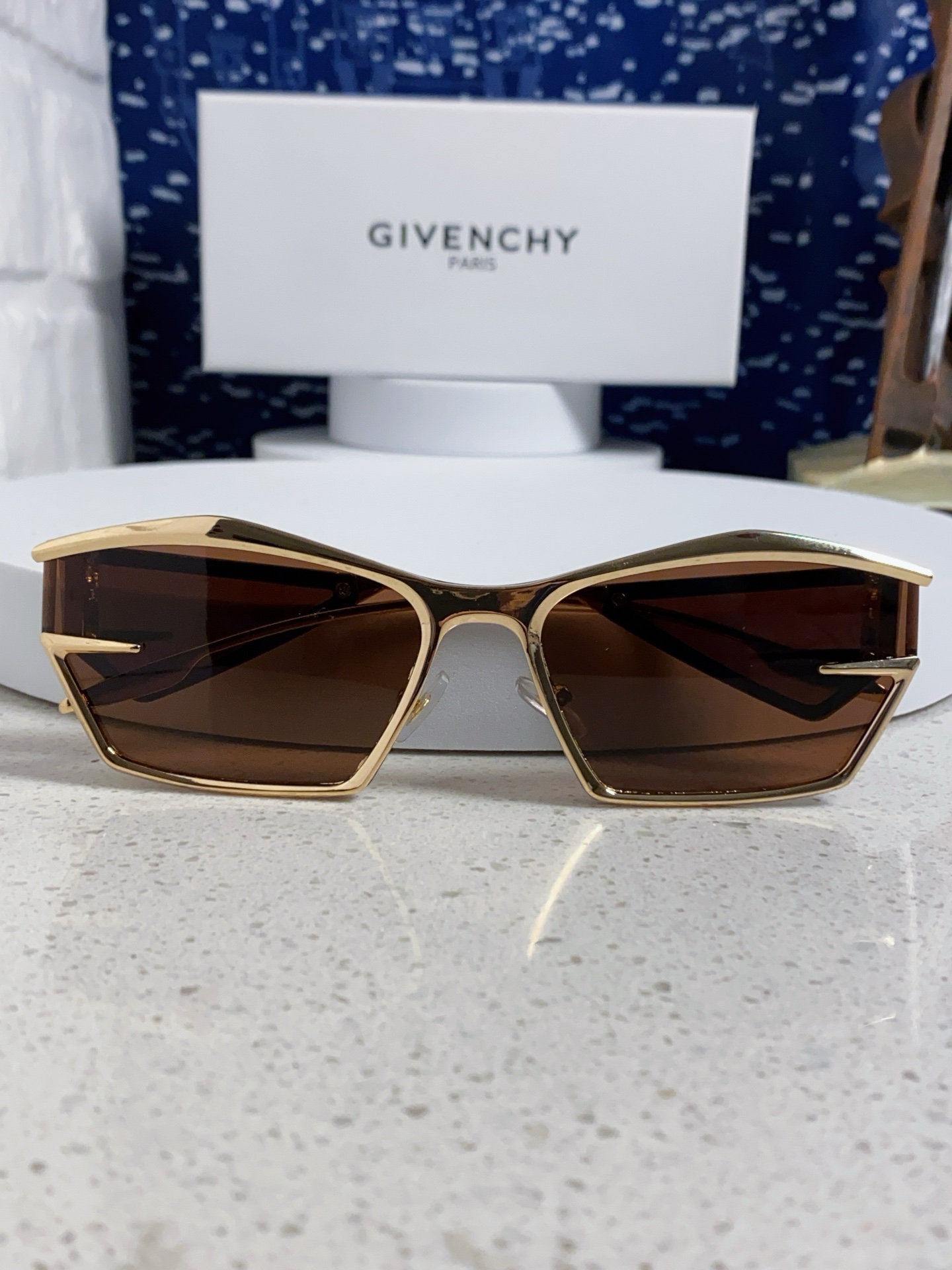  Givenchy纪梵希 2025新款不规则金属框墨镜时尚潮流个性街拍凹造型男女同款太阳镜 