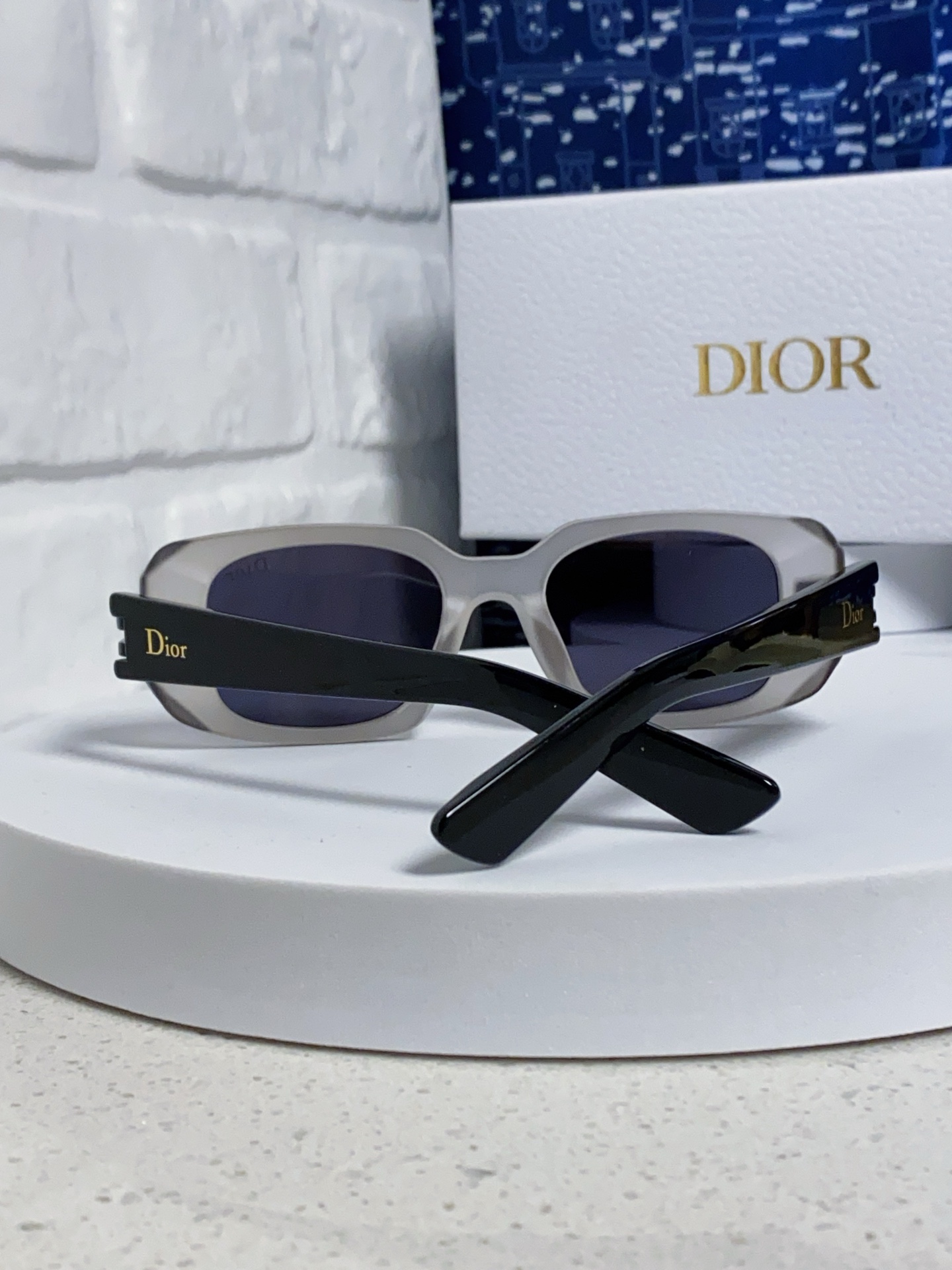  Dior迪奥 2025新款欧美高端女方框显瘦百搭太阳眼欧洲站网红高版旅游墨镜 
