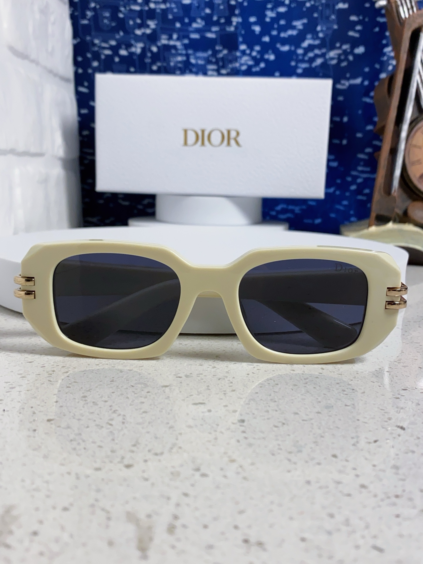  Dior迪奥 2025新款欧美高端女方框显瘦百搭太阳眼欧洲站网红高版旅游墨镜 