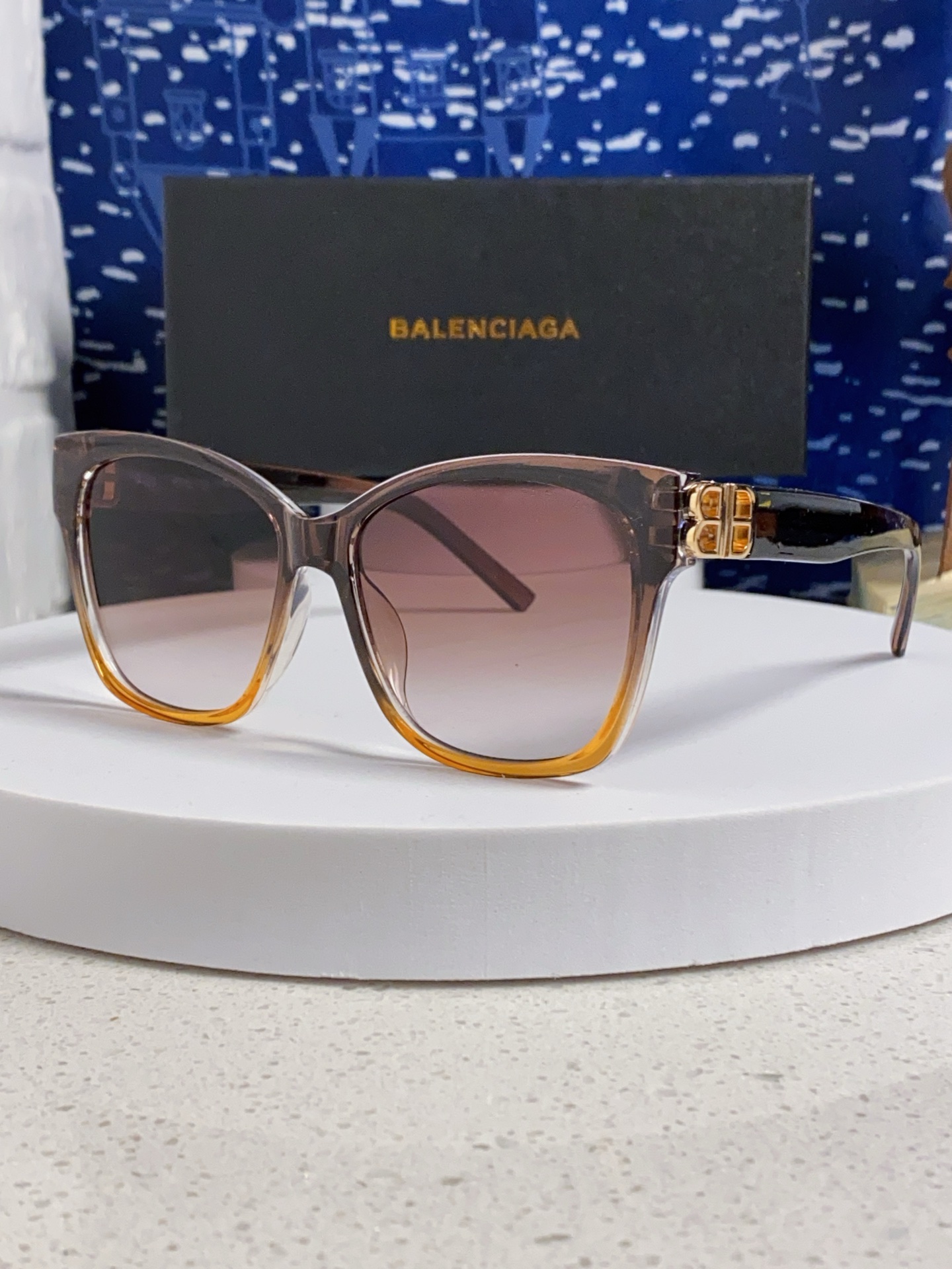 BALENCIAGA巴黎世家 2025新款虞书欣同款蝶形双B墨镜女高级感太阳眼镜 BB0102SA