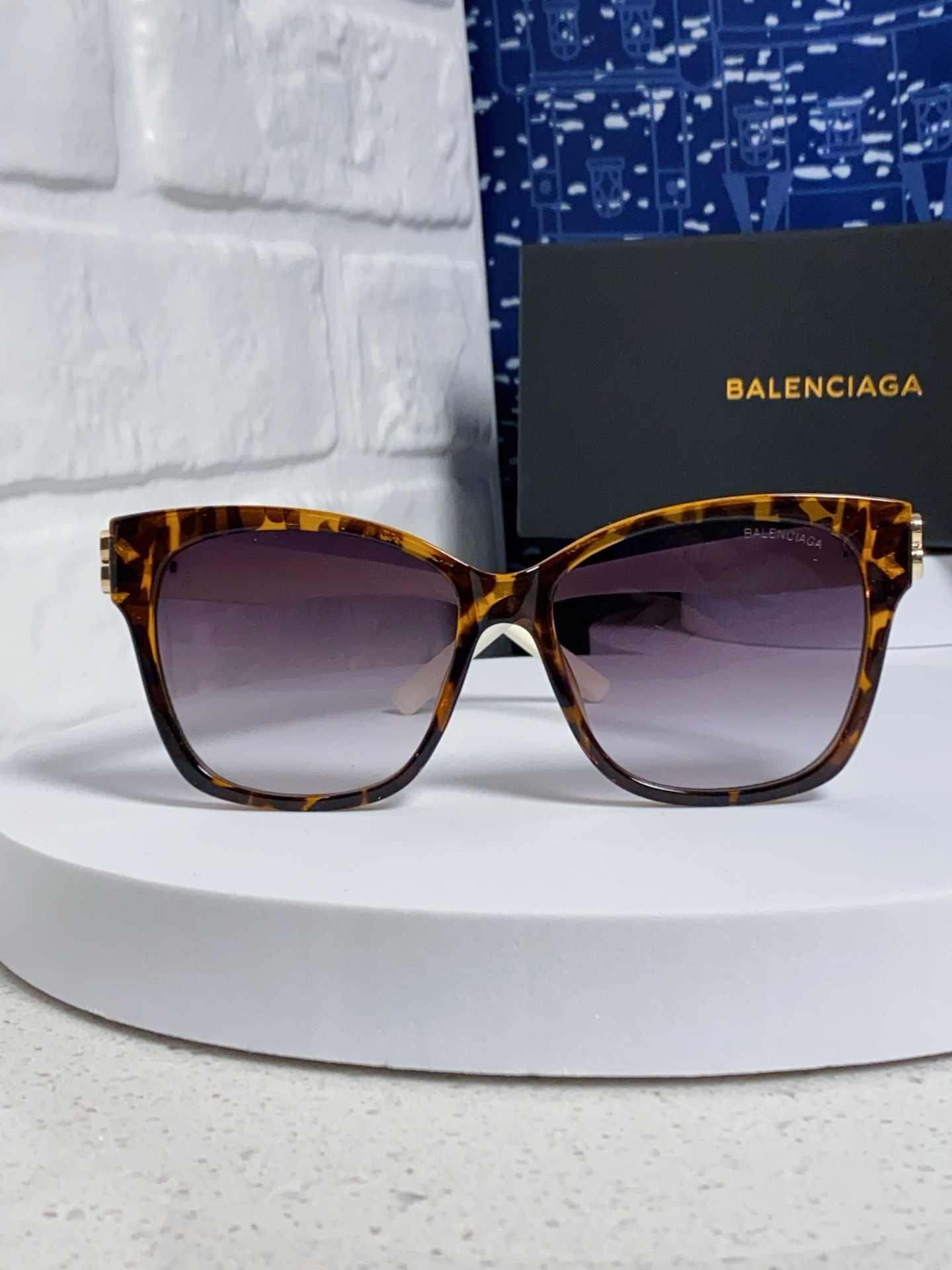  BALENCIAGA巴黎世家 2025新款虞书欣同款蝶形双B墨镜女高级感太阳眼镜 BB0102SA
