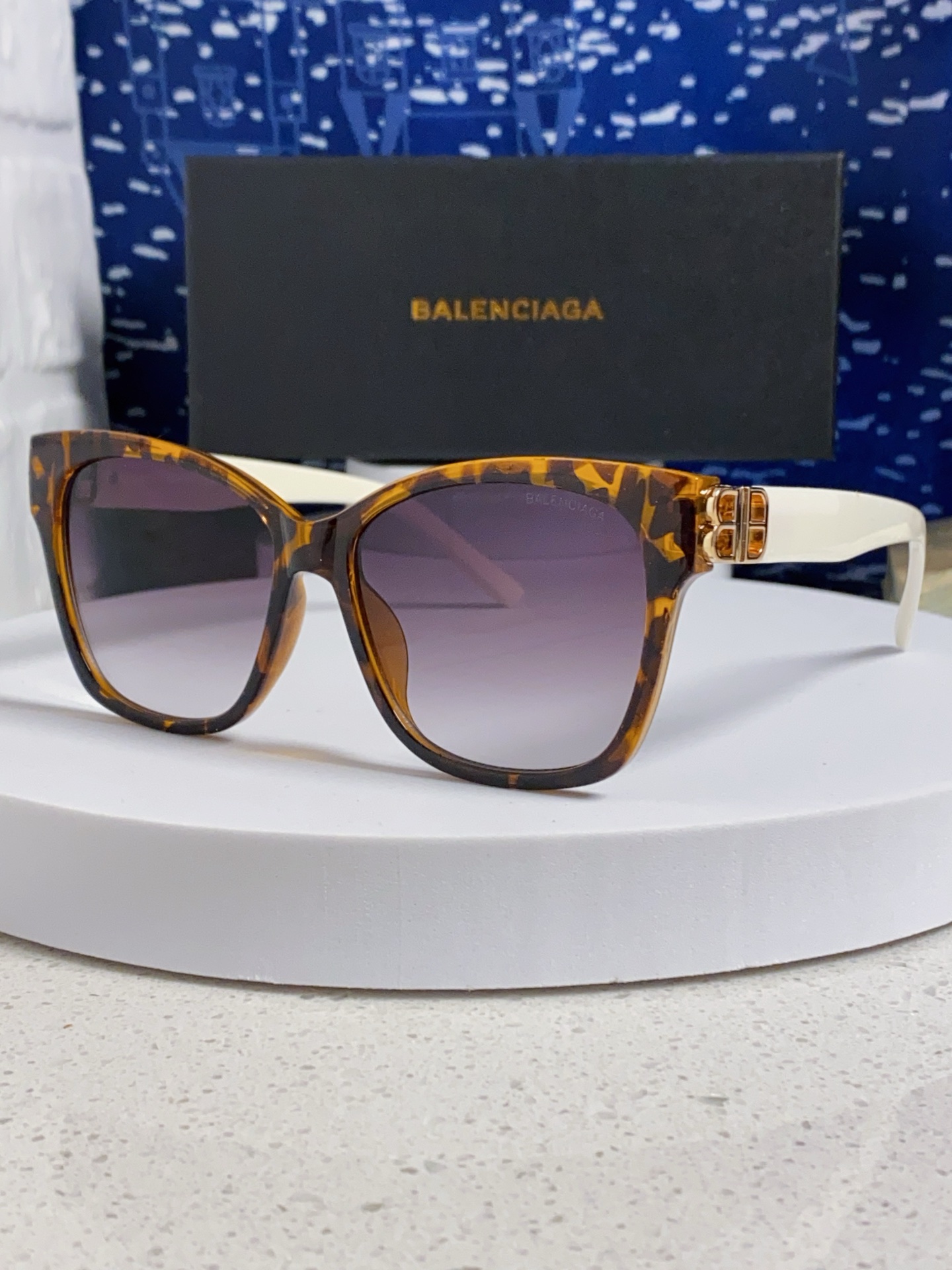  BALENCIAGA巴黎世家 2025新款虞书欣同款蝶形双B墨镜女高级感太阳眼镜 BB0102SA