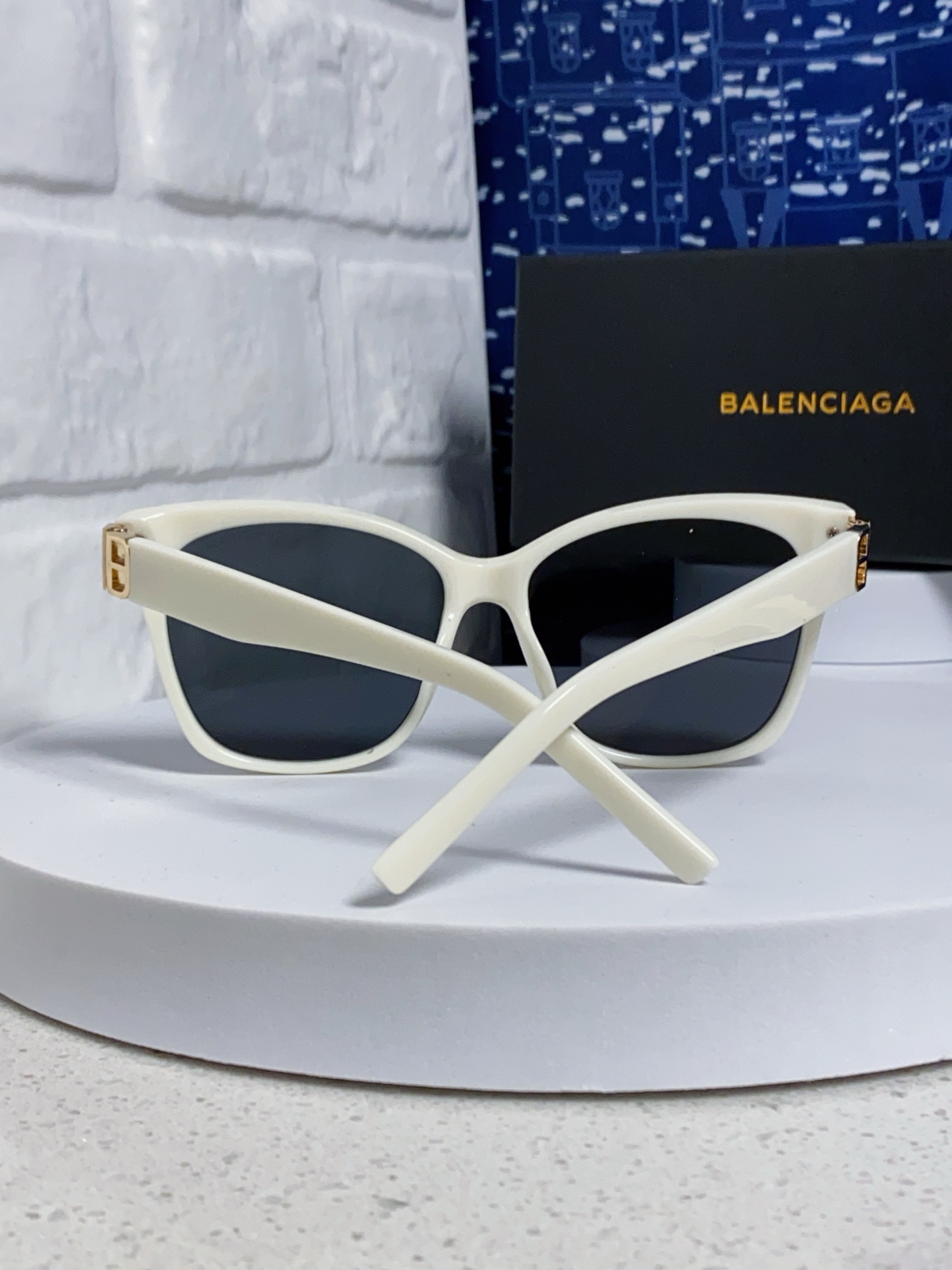  BALENCIAGA巴黎世家 2025新款虞书欣同款蝶形双B墨镜女高级感太阳眼镜 BB0102SA