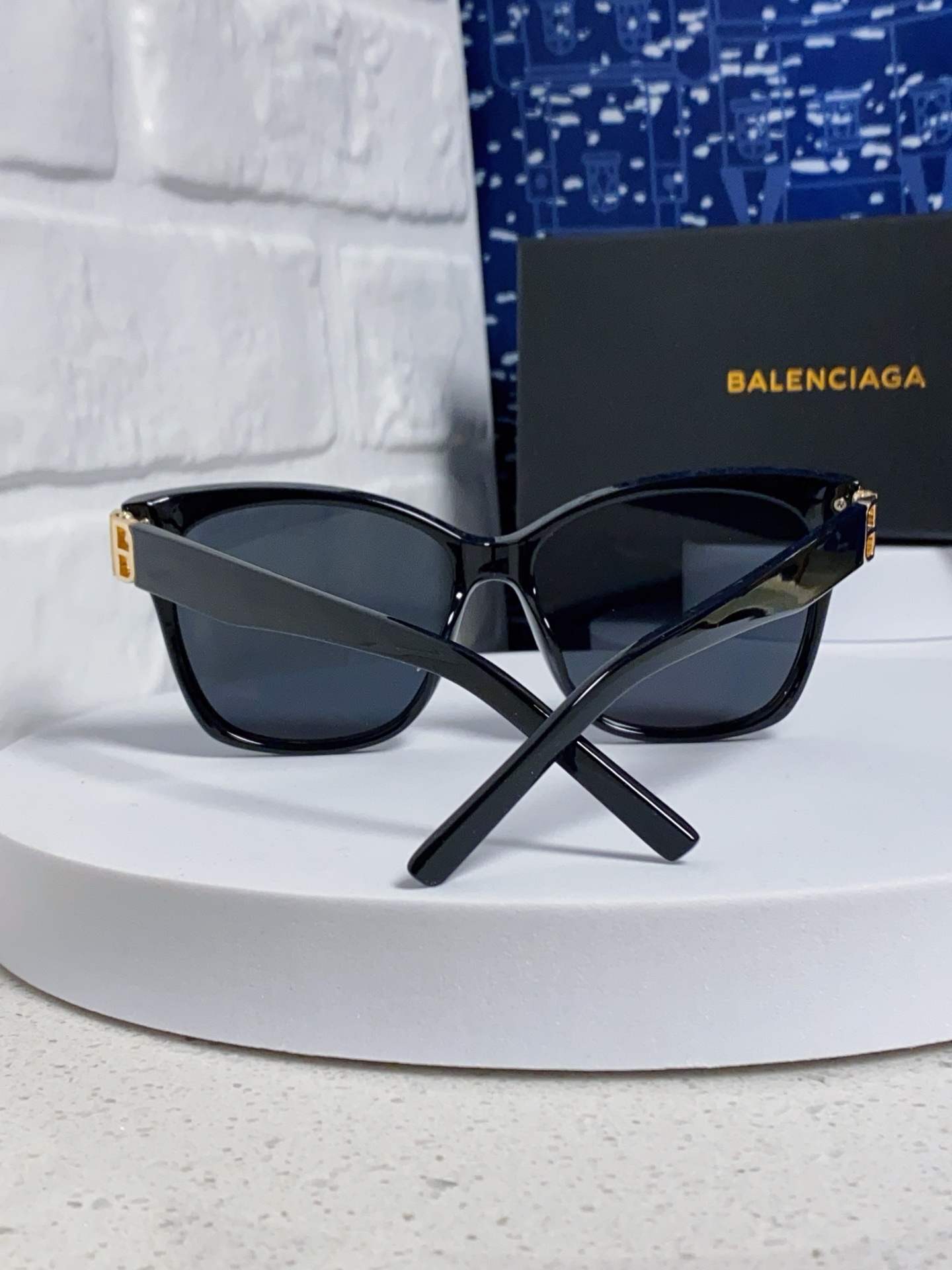 BALENCIAGA巴黎世家 2025新款虞书欣同款蝶形双B墨镜女高级感太阳眼镜 BB0102SA